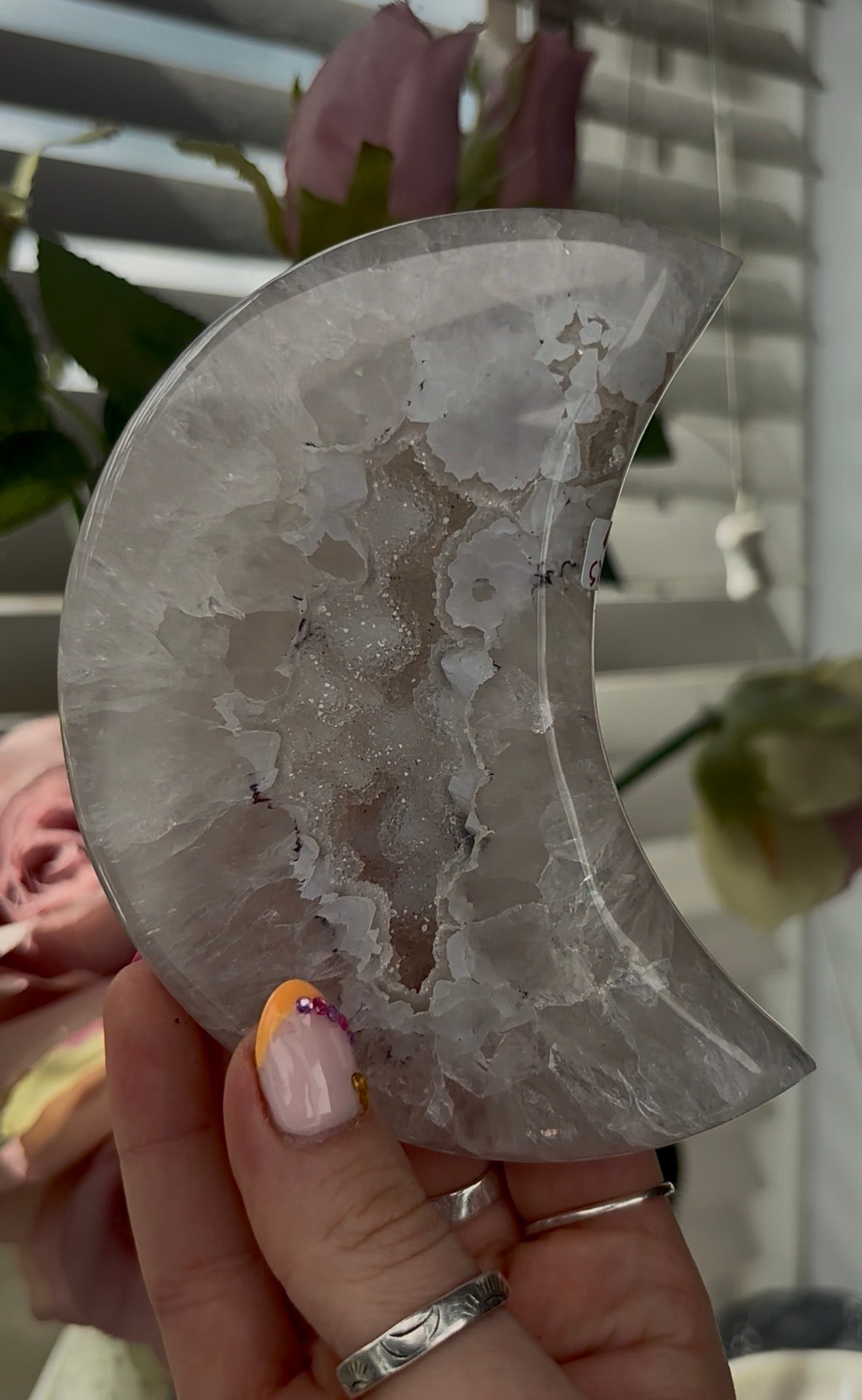 Beautiful, agate moon with druzy - stand included
