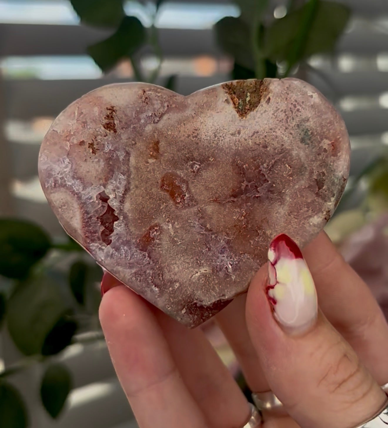 pink amethyst heart - comes with stand (7.5cm)