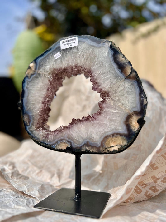 Stunning, polished amethyst portal 2.700kg