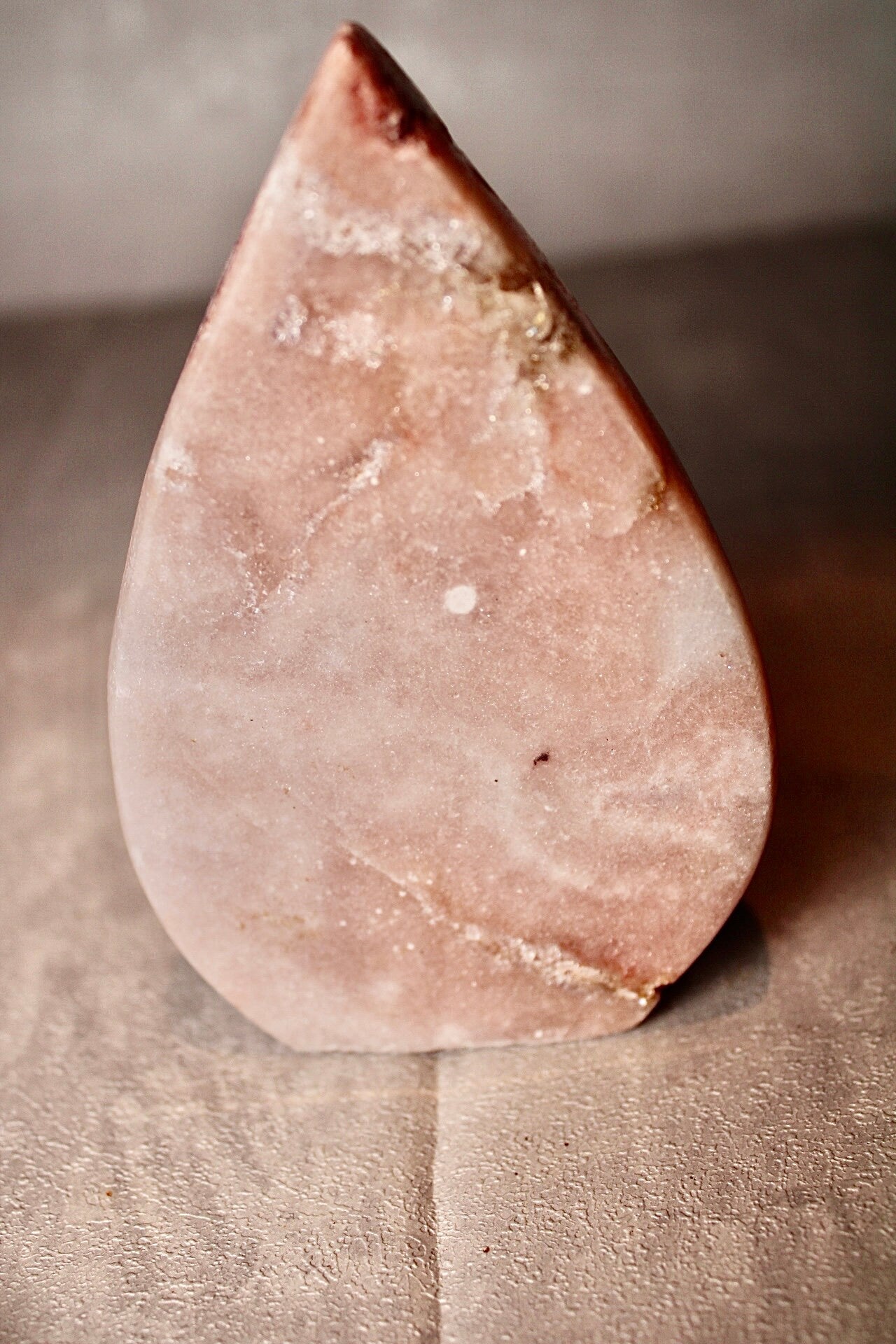 Baby pink amethyst flame from brazil 310g 11.5cm (h) 7.5 (w)