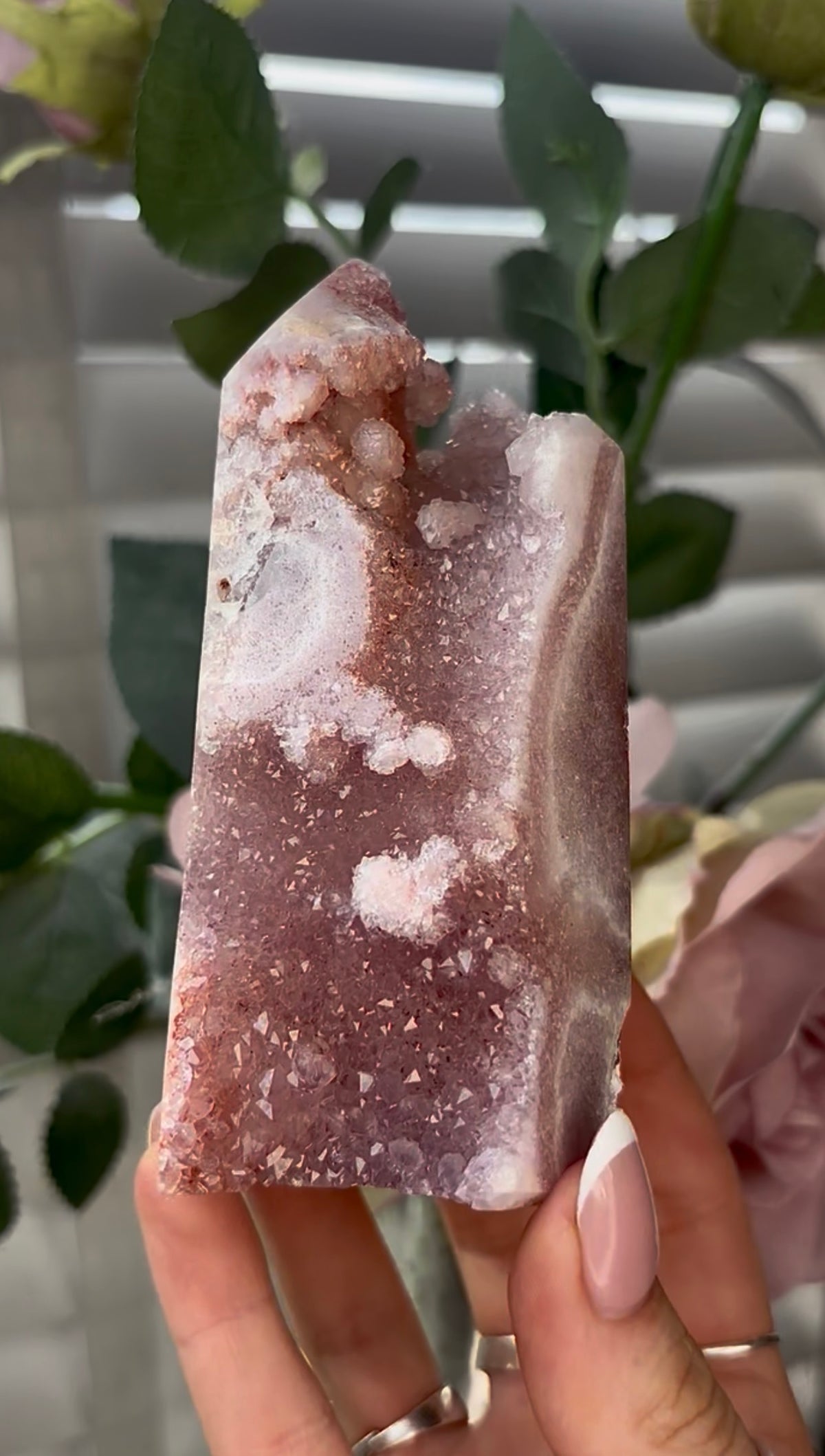 Beautiful, hq, druzy, Pink amethyst tower 11.7cm(h) by 5.4cm(w)