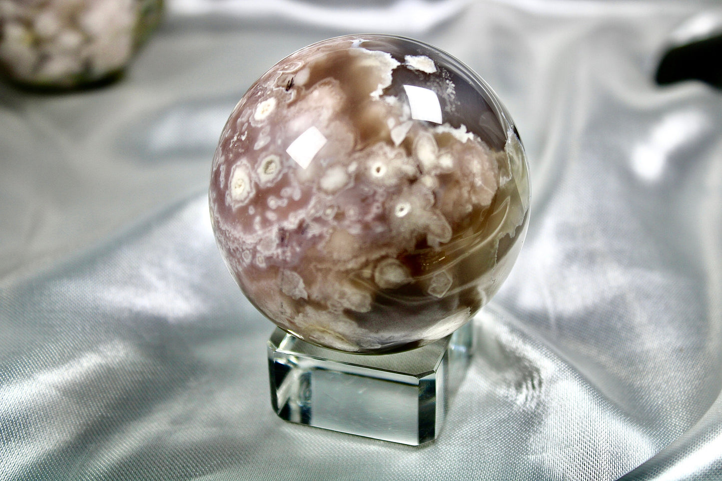 Beautifully detailed Flower agate sphere 298g 6cm