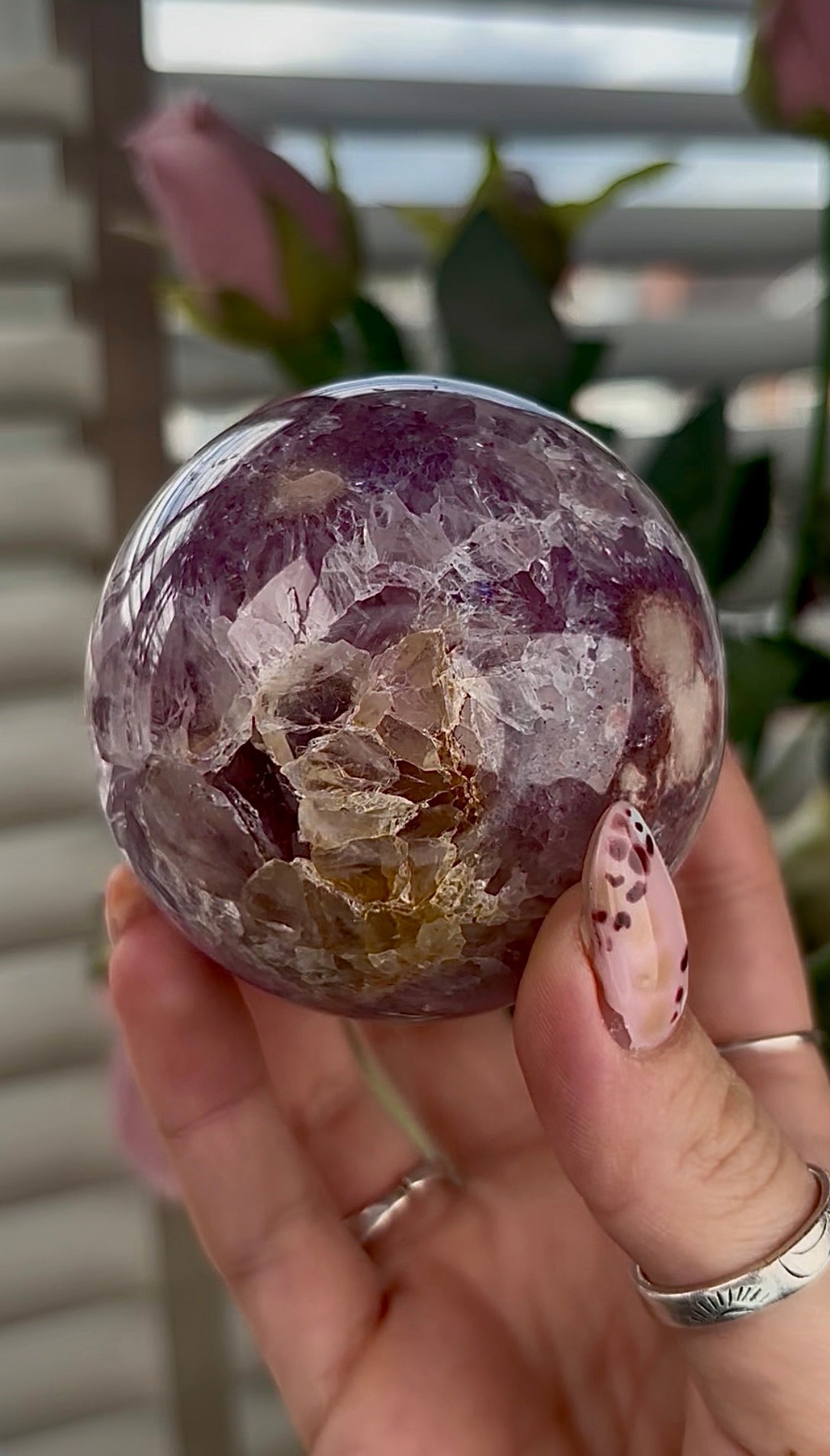 High grade, amethyst Flower agate sphere with high clarity quartz