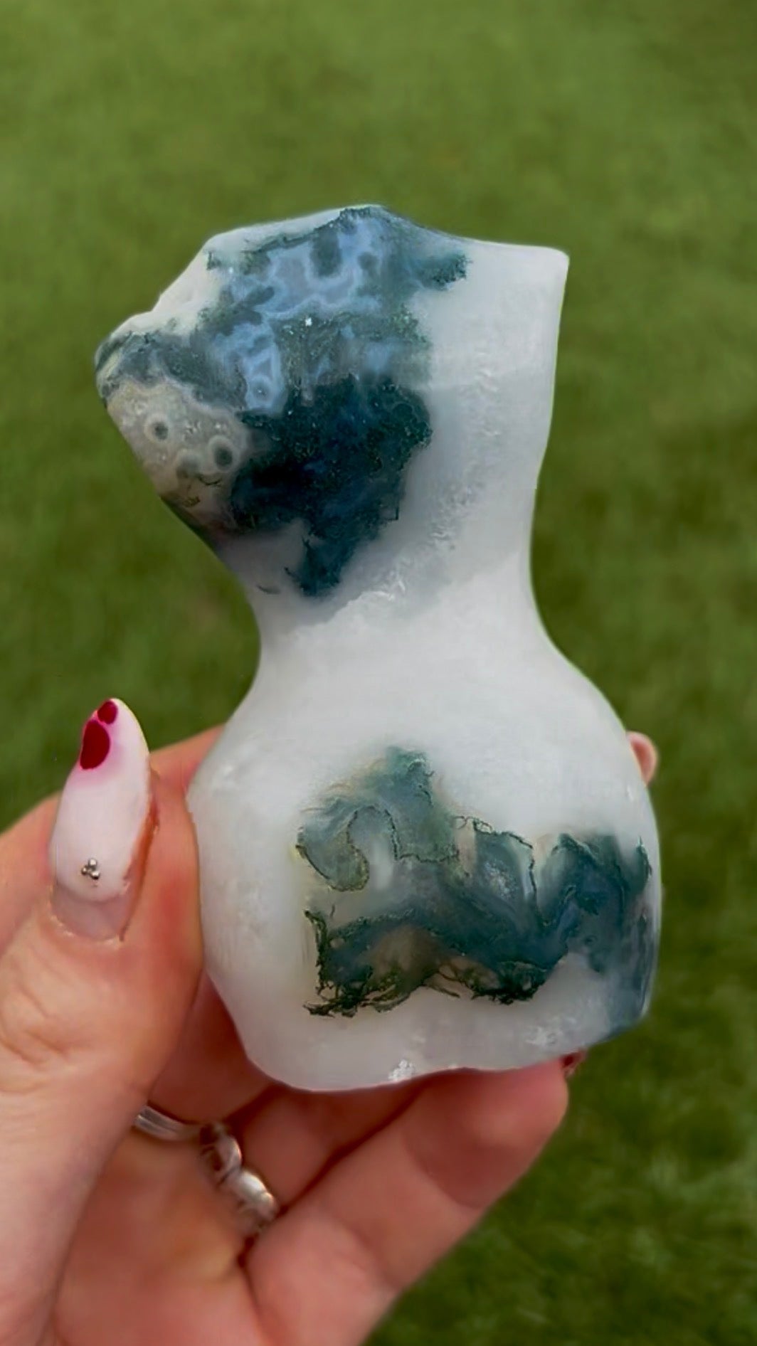 moss agate, curvy, ladies body