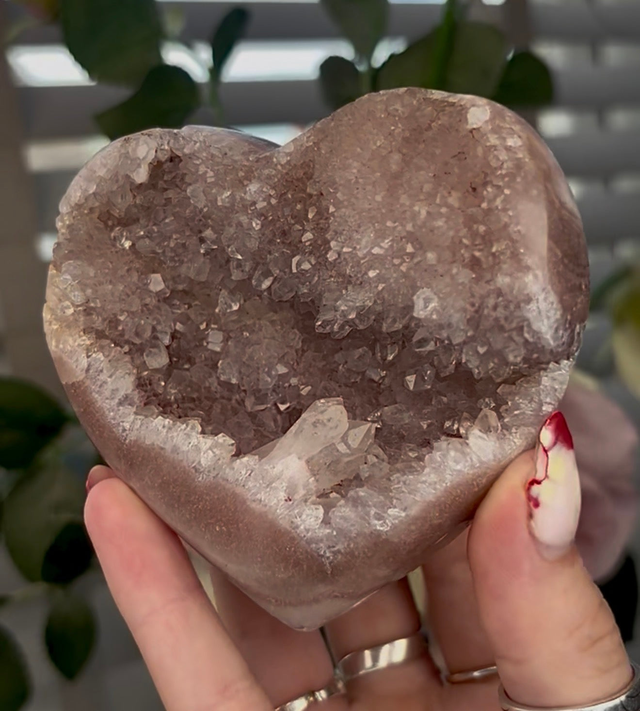 Druzy pink amethyst heart - comes with stand (9.5cm)