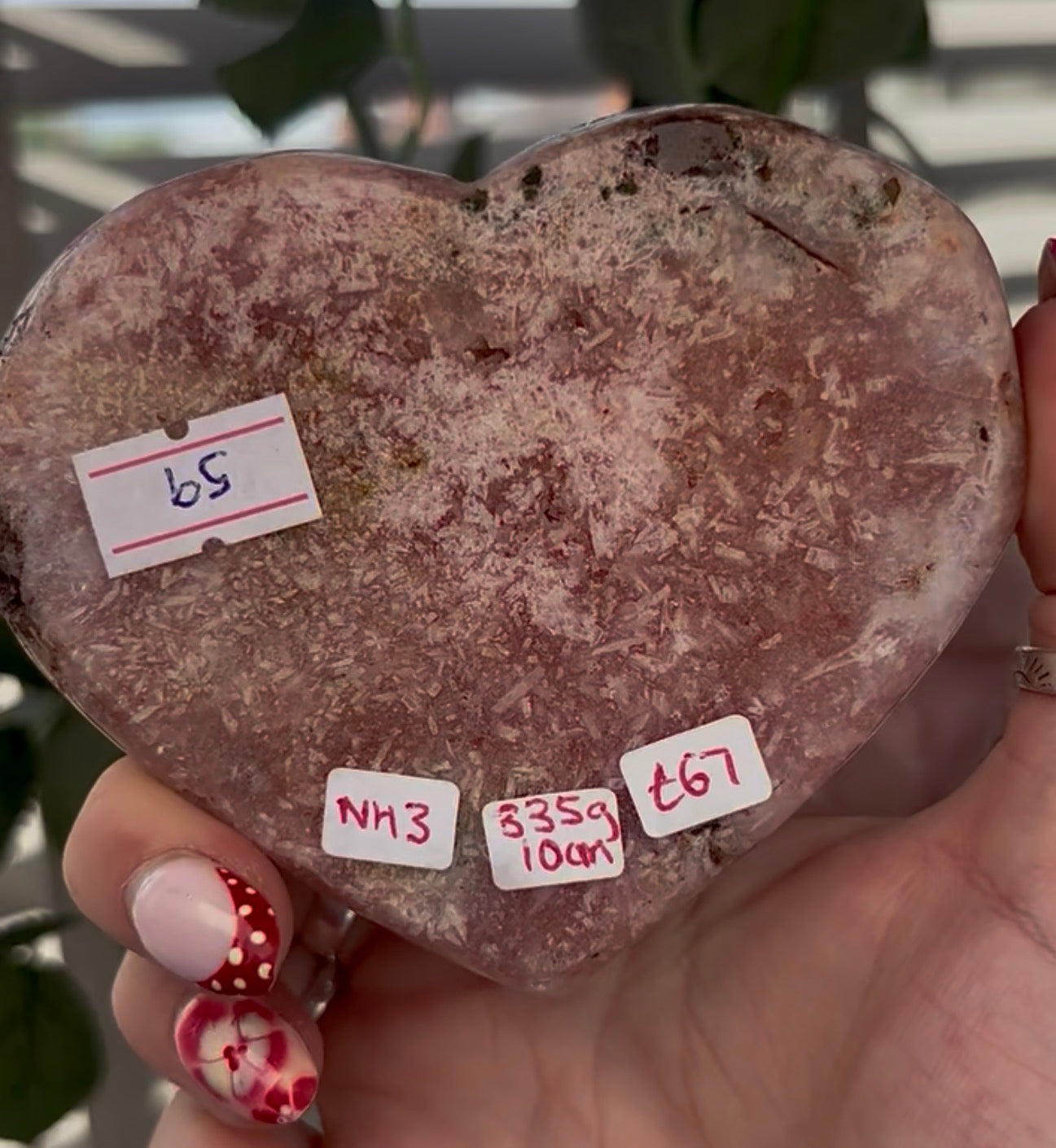 pink amethyst heart - comes with stand 10cm