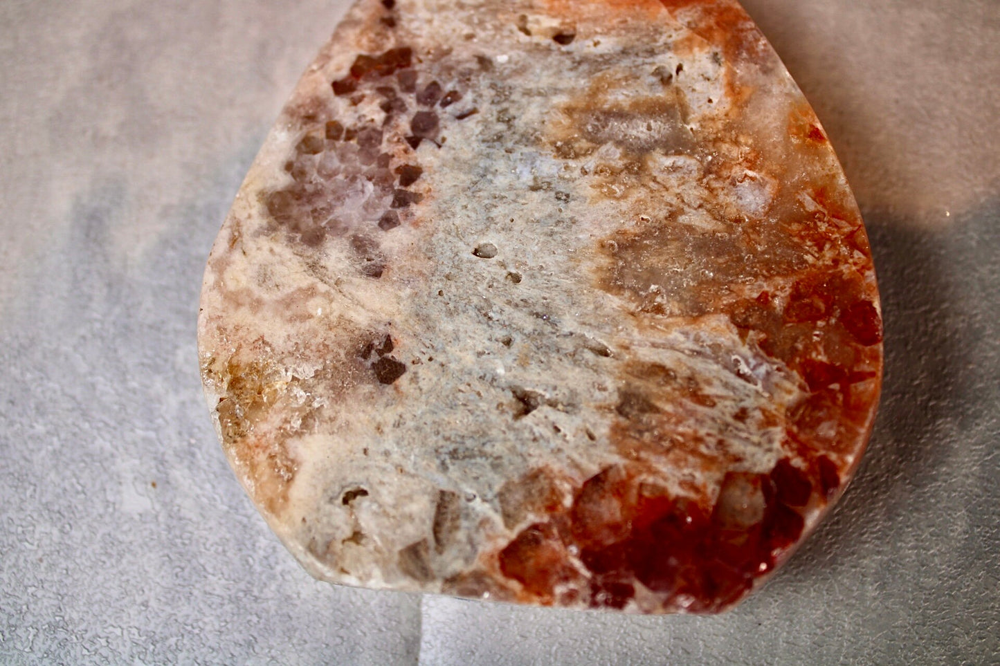 Colourful Pink amethyst, flame with jasper and agate formations 290g 12cm(h) 8.5cm(w)