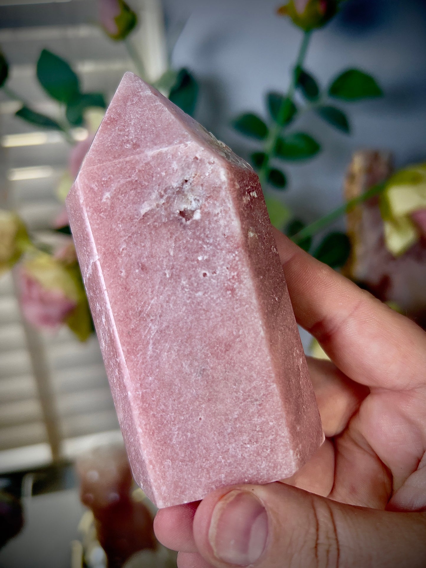 High grade, pink amethyst tower 320g