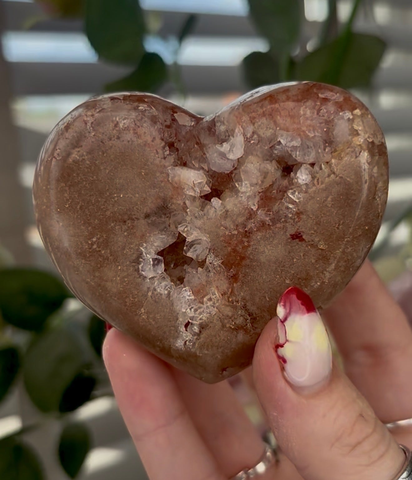pink amethyst heart - comes with stand 7.5cm