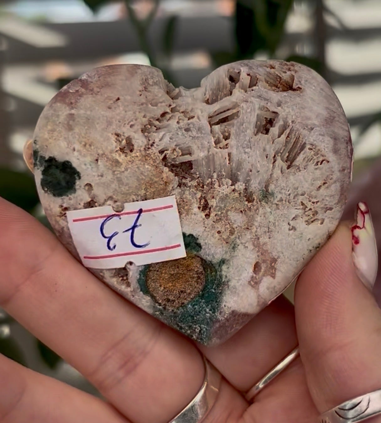 pink amethyst heart - comes with stand 6.2cm