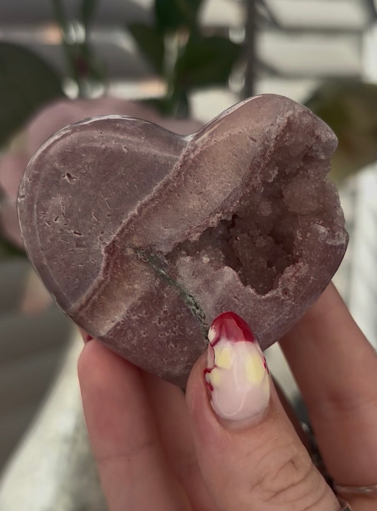 pink amethyst heart - comes with stand