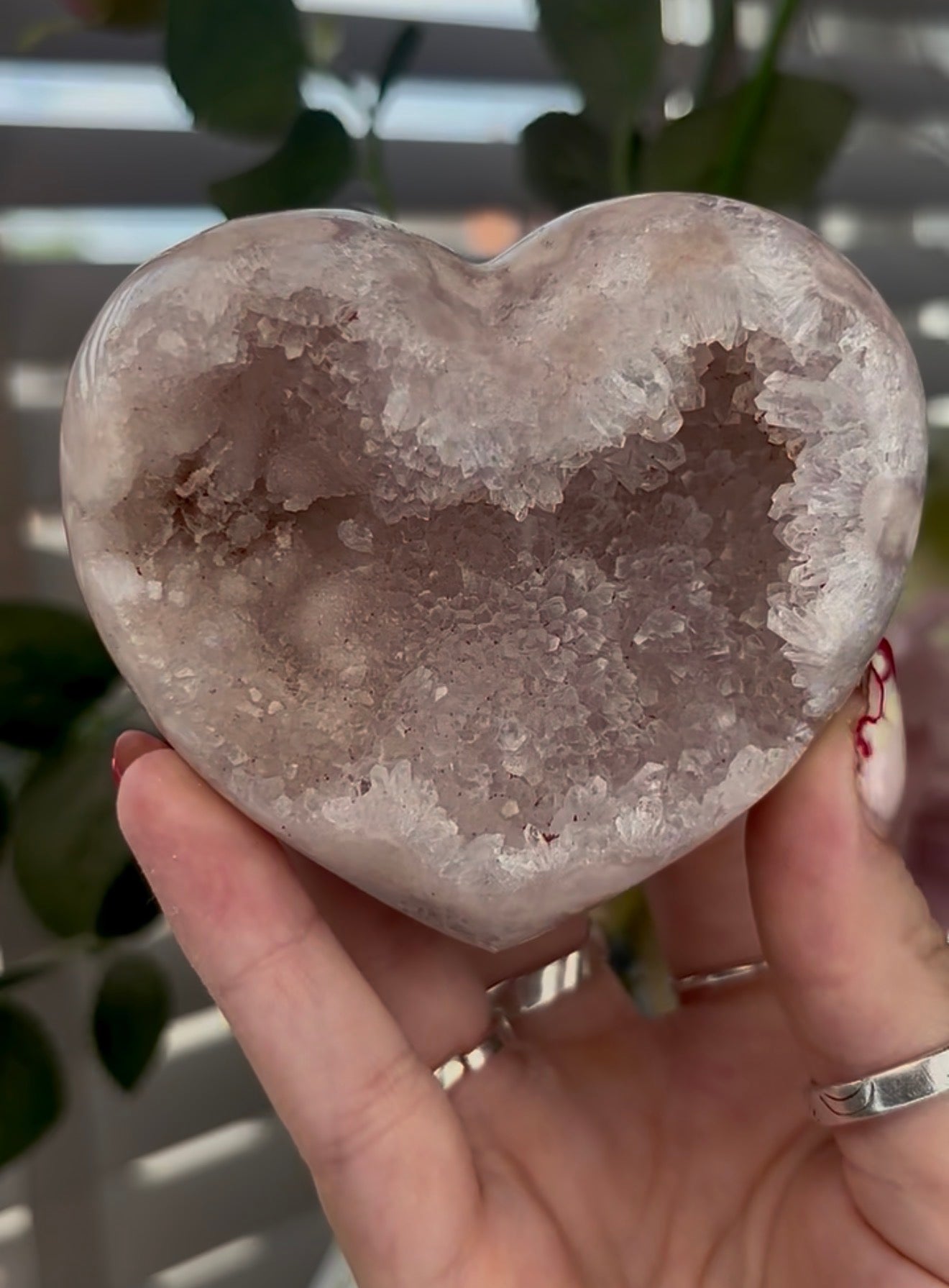 Druzy pink amethyst heart - comes with stand (8.5cm)