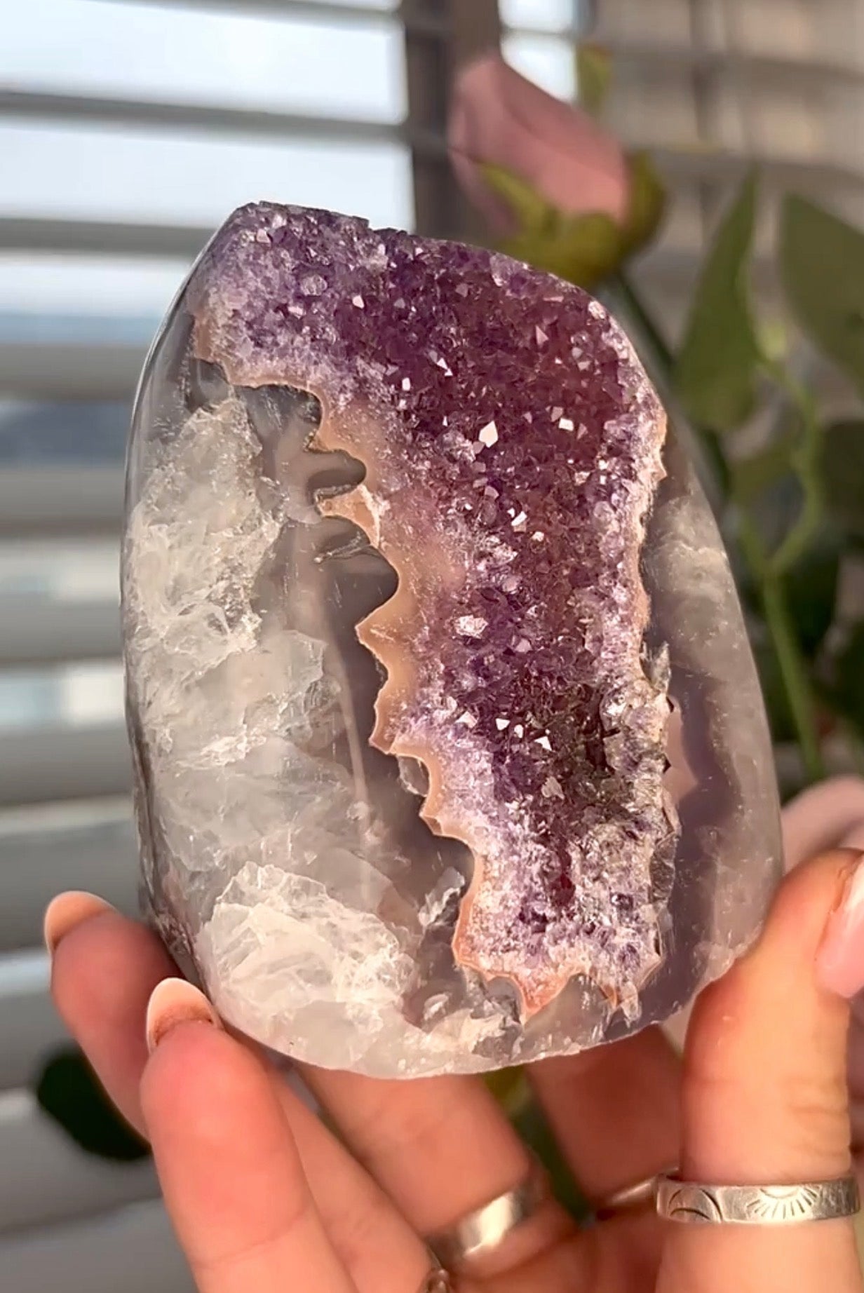 High quality, purple toned, rainbow amethyst agate, cutbase
