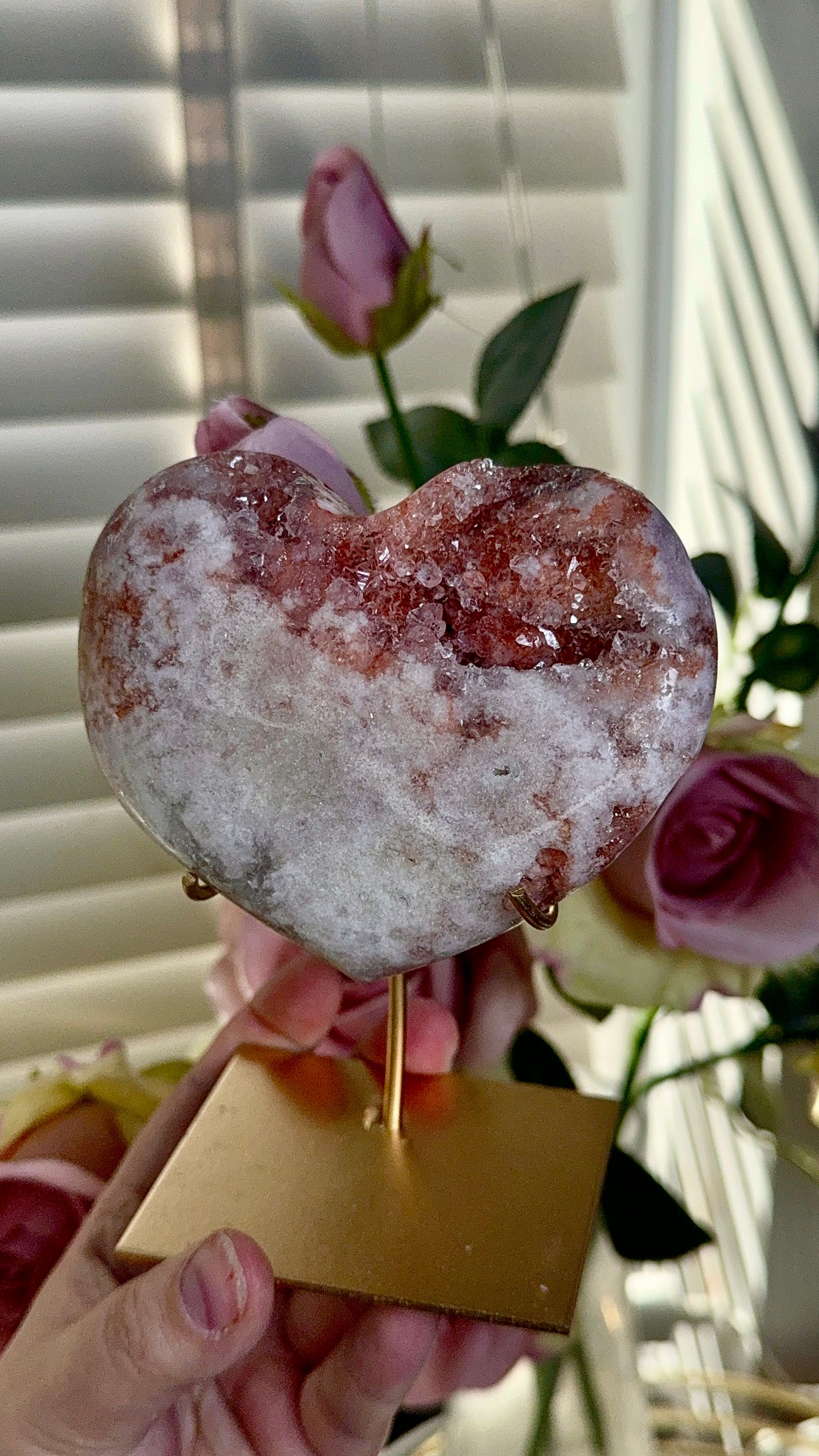 Hq pink amethyst heart - comes with stand