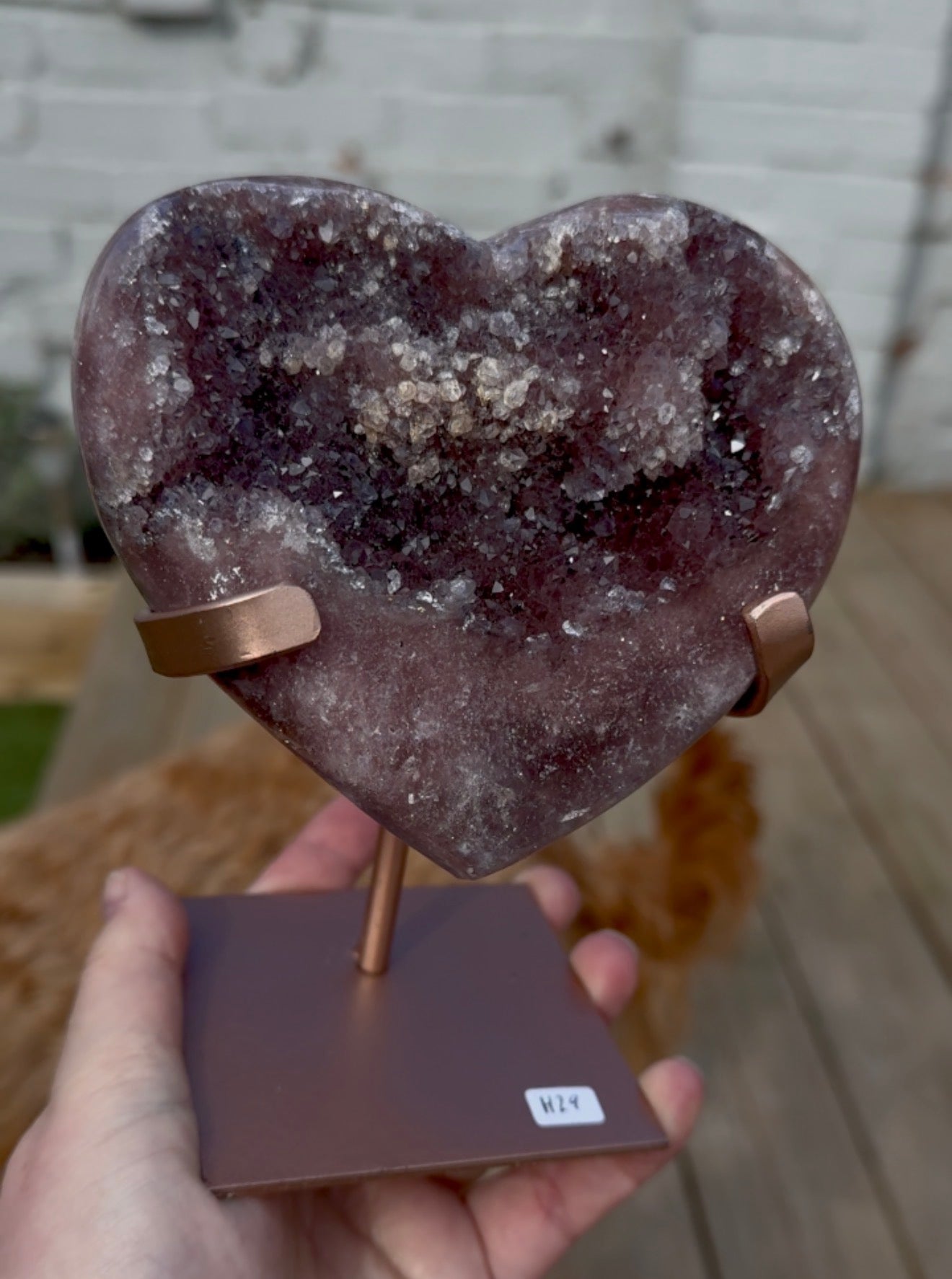 Hq pink amethyst heart  in a deep purple tone - comes with stand