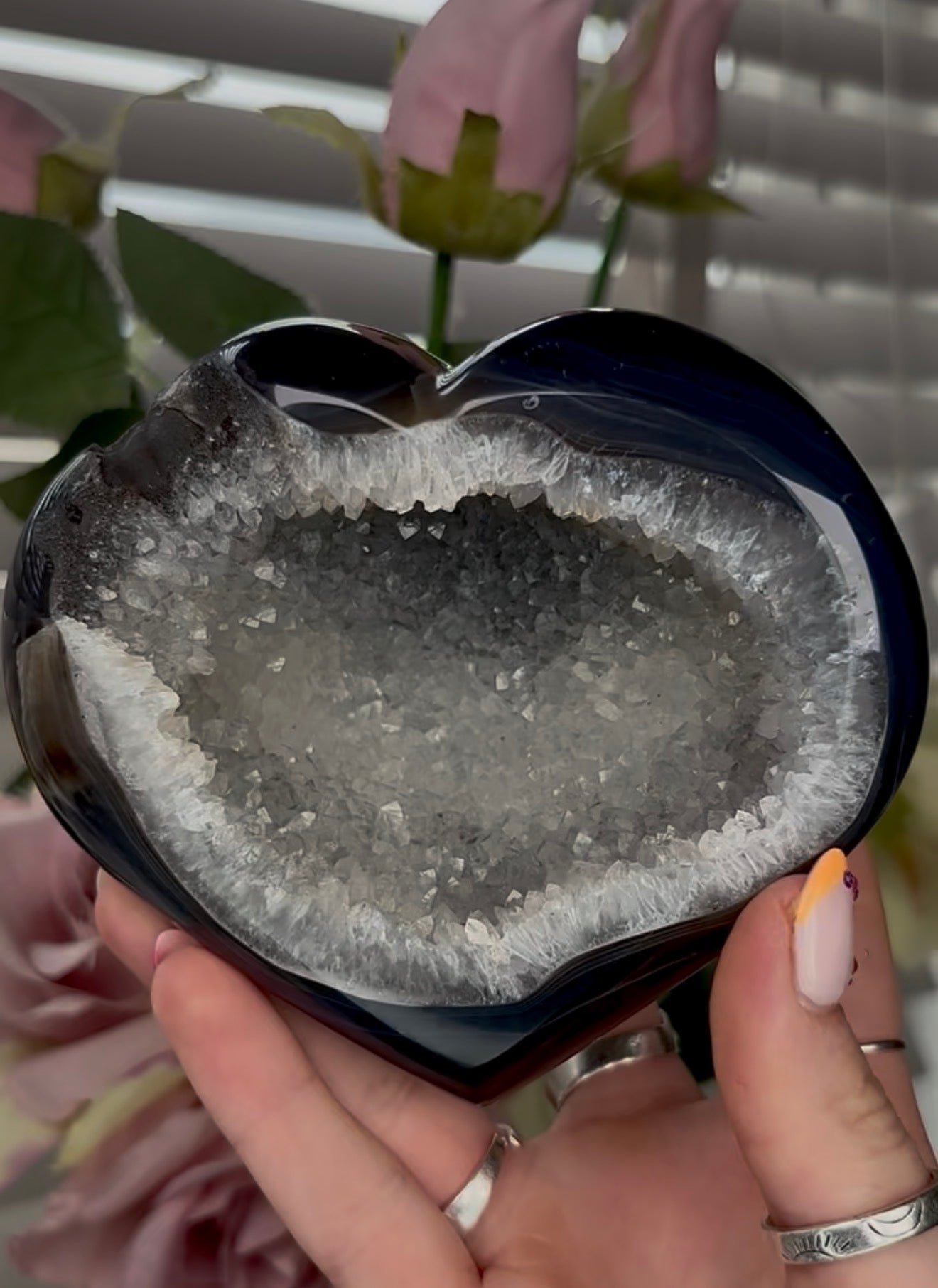 Beautiful, high grade, agate heart with druzy - comes with stand