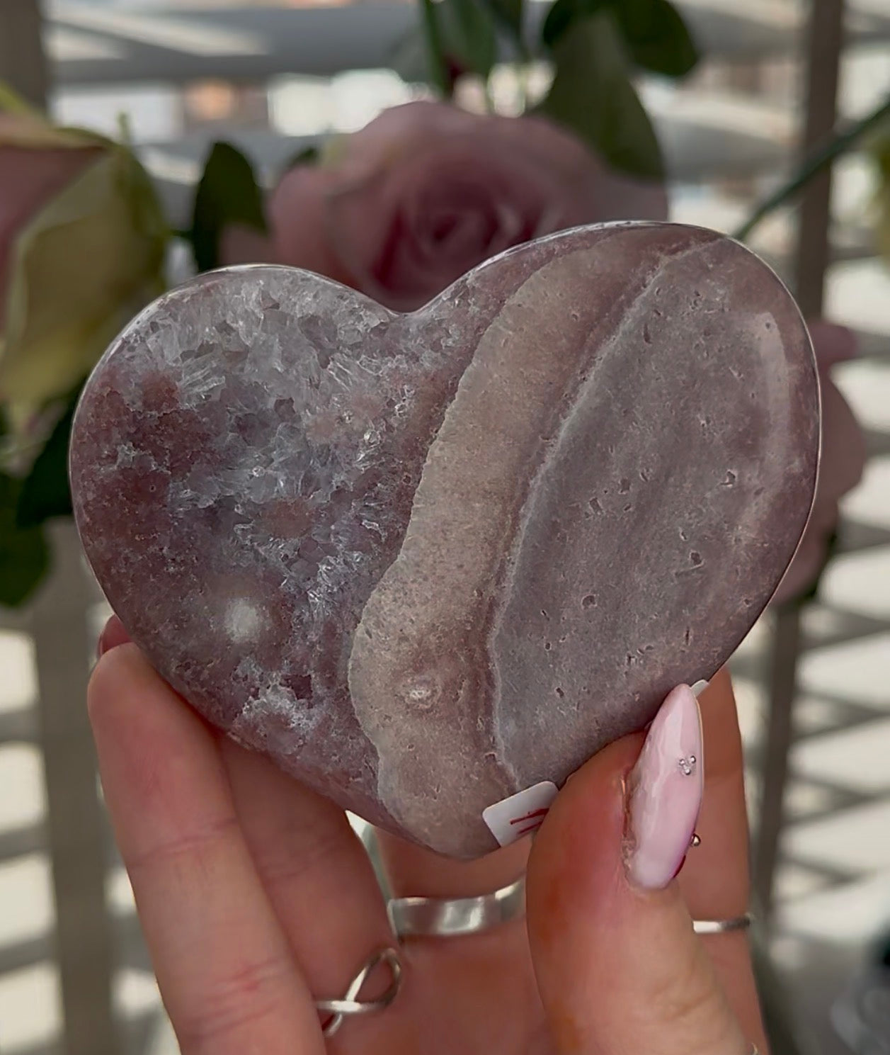 Hq pink amethyst heart - comes with stand
