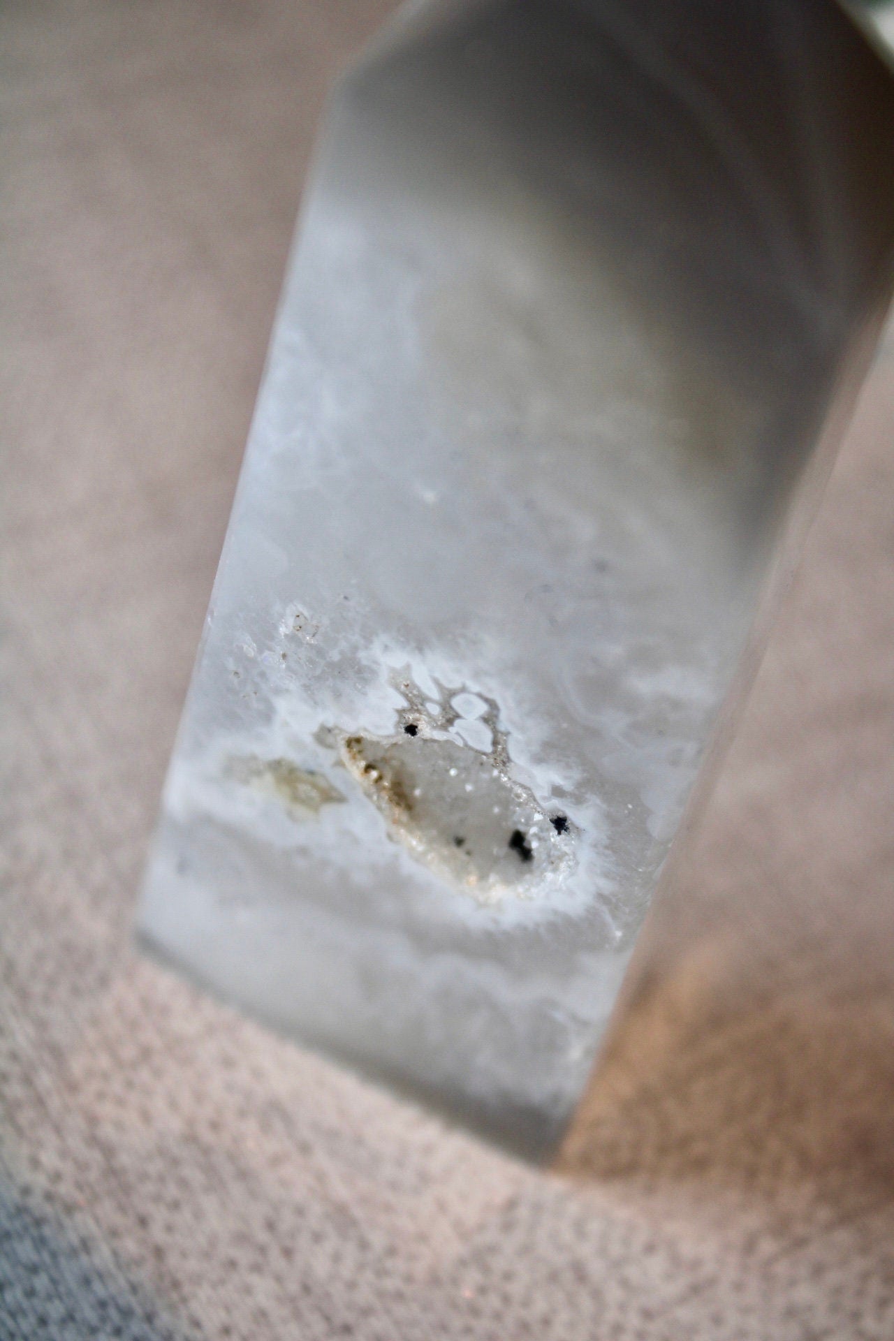 Fat, druzy, agate tower