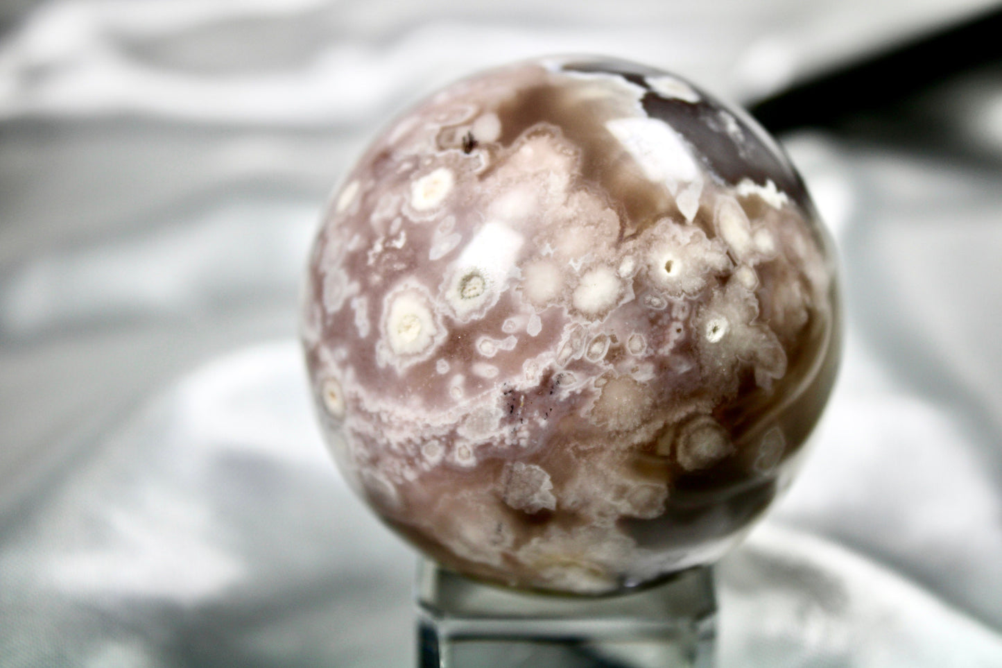 Beautifully detailed Flower agate sphere 298g 6cm