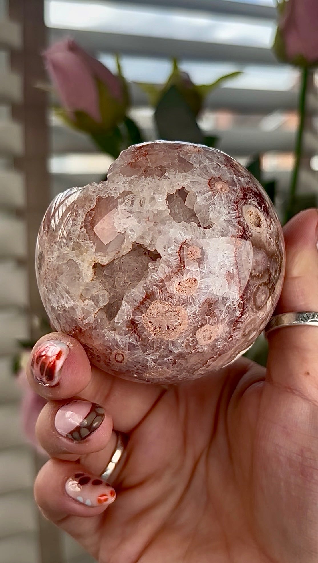 High grade, amethyst Flower agate sphere with high clarity quartz