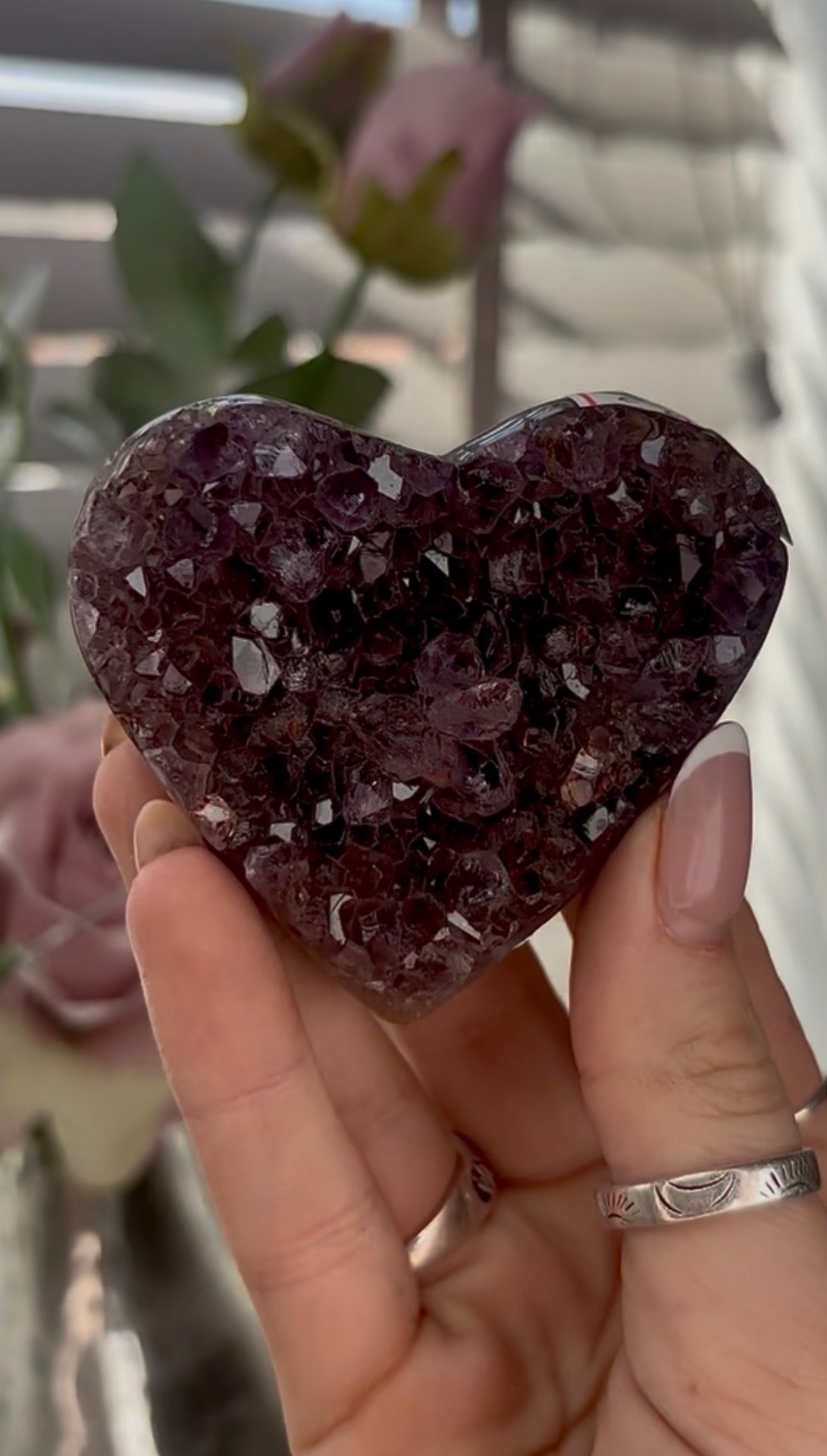 Uruguay, rainbow amethyst heart In berry tones - comes with stand