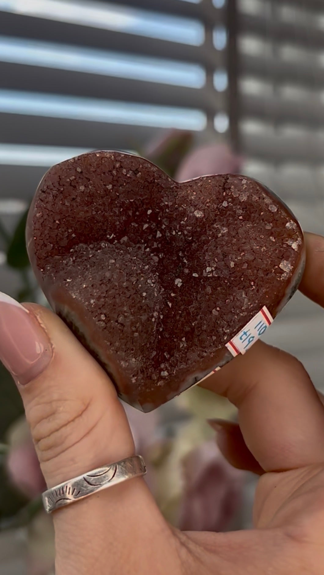 Uruguay amethyst heart - comes with stand
