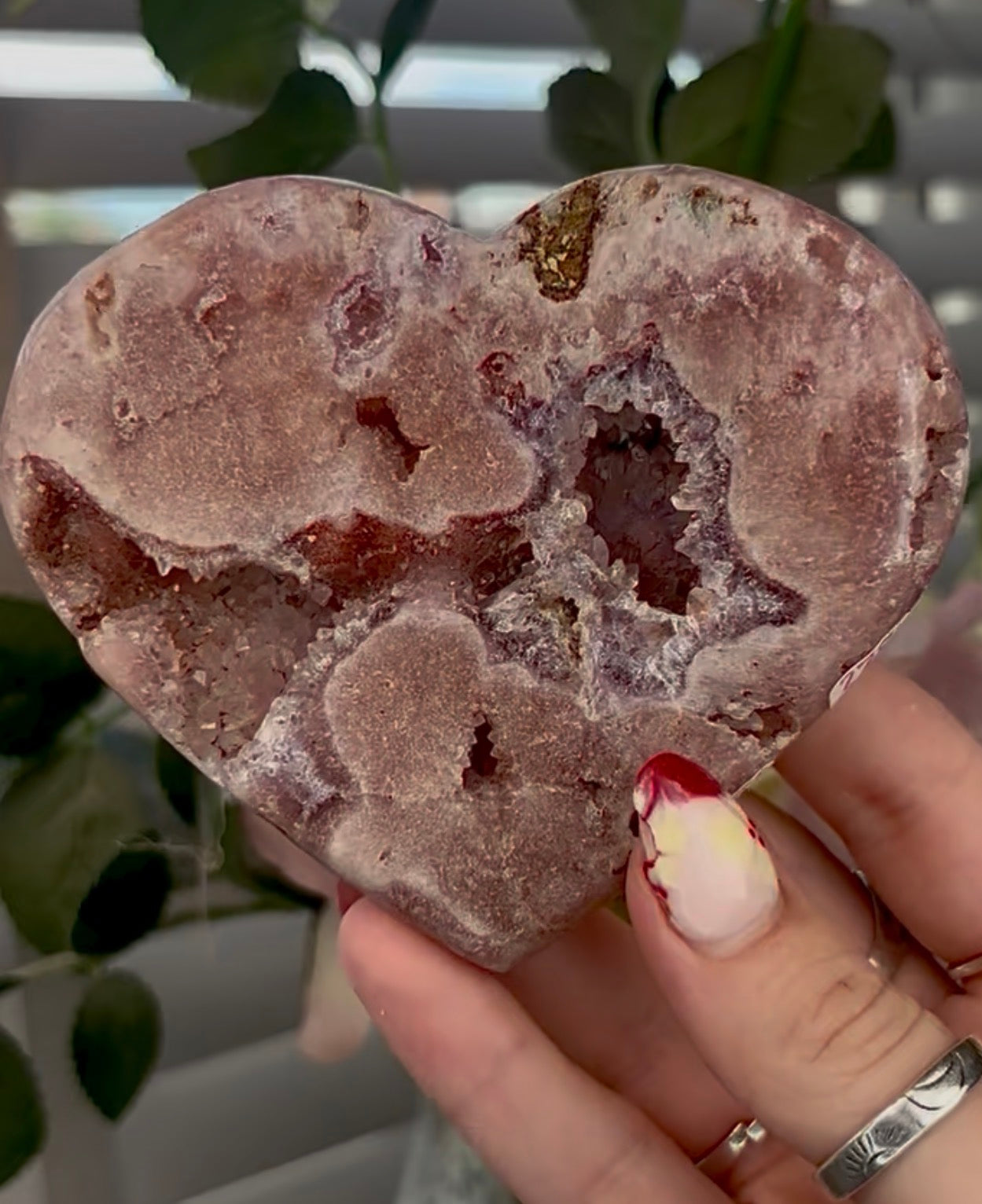 Pretty pink amethyst heart - comes with stand (10cm)