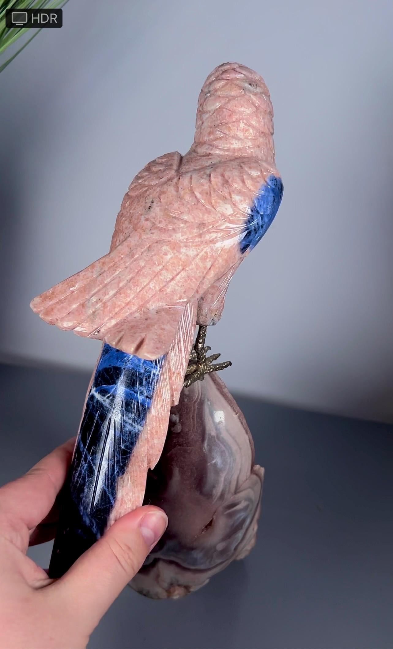 High grade pink amethyst, bird, parrot carving on pink amethyst Freeform