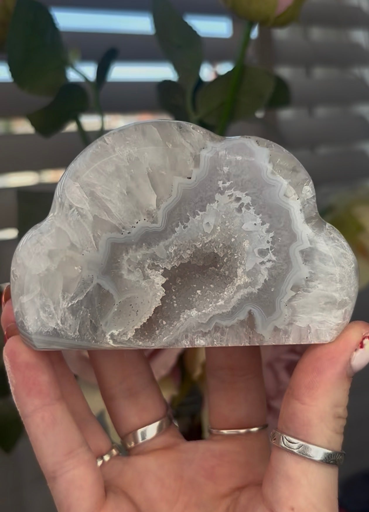 Beautiful, agate cloud with druzy