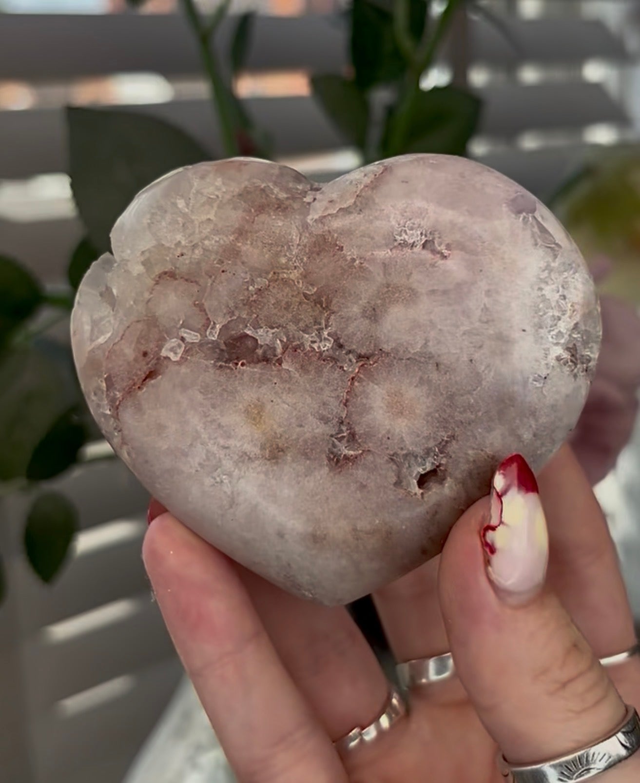 pink amethyst heart - comes with stand (8.2cm)