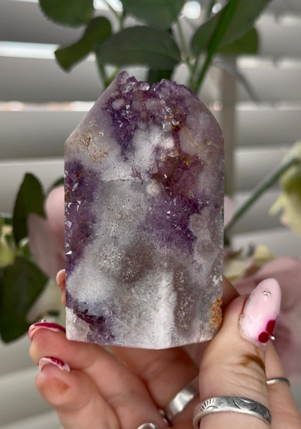 Pink amethyst tower in purple & lilac tones 8cm