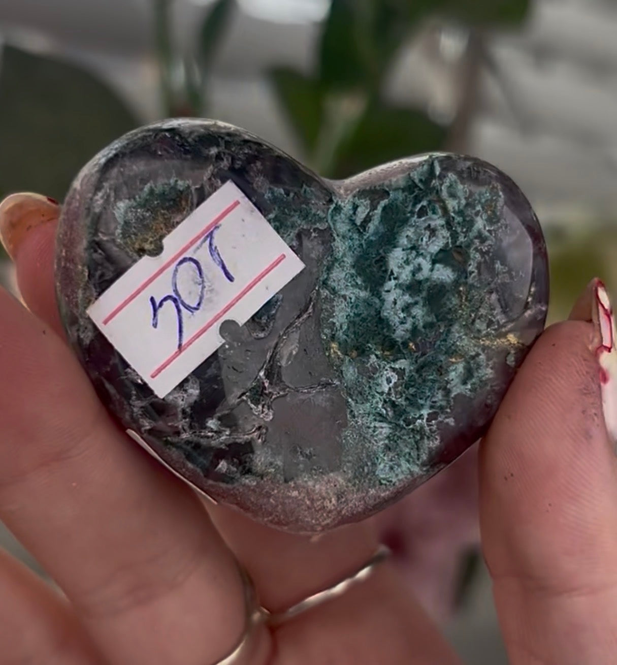 Hq Mini pink amethyst heart - comes with stand