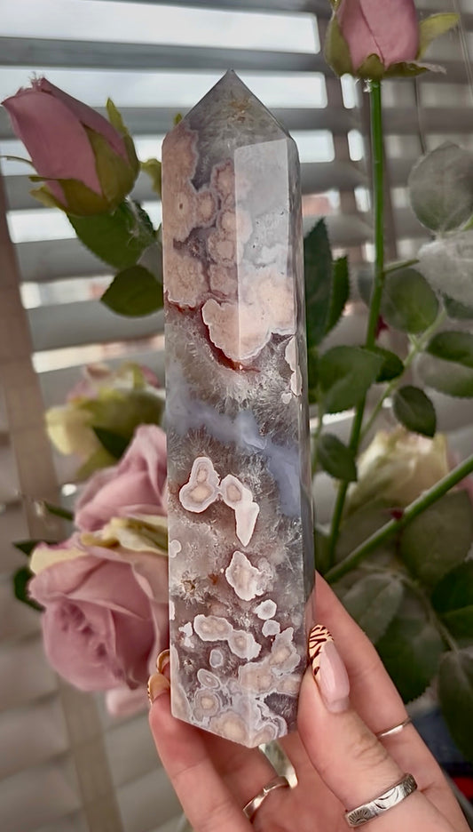 Stunning!! Super high quality, Druzy, green chlorite x blue flower agate tower
