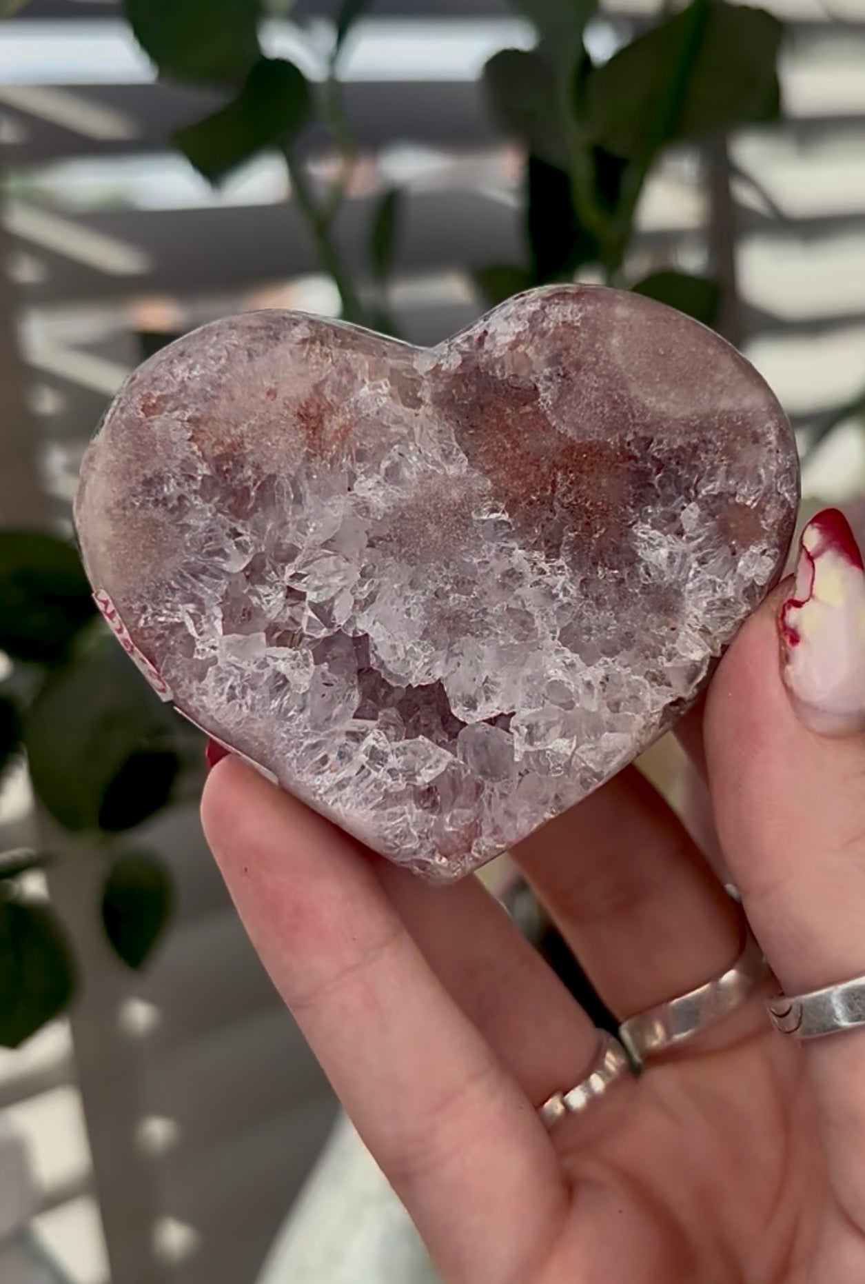 pink amethyst heart - comes with stand 6.6cm