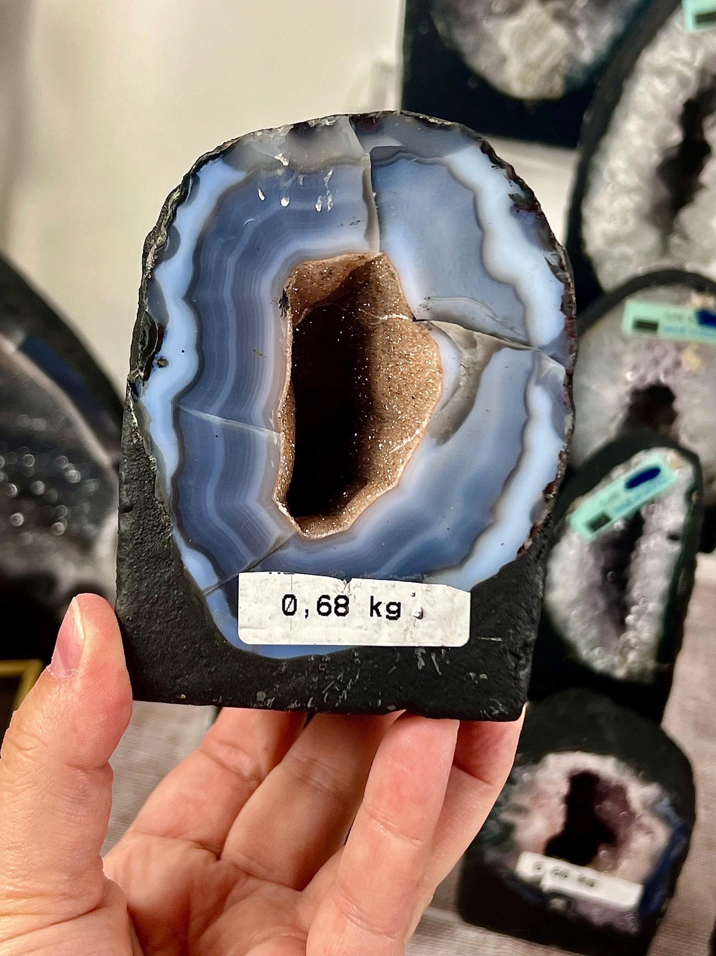 Beautiful, small,blue agate cathedral with peach sugar druzy 680g