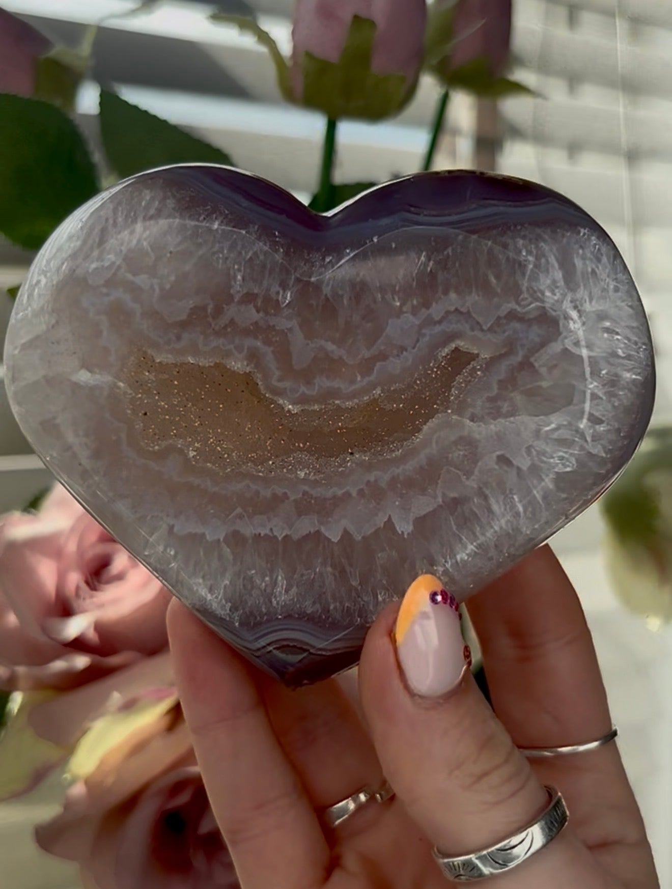 Beautiful, high quality, agate heart   with  druzy - stand included