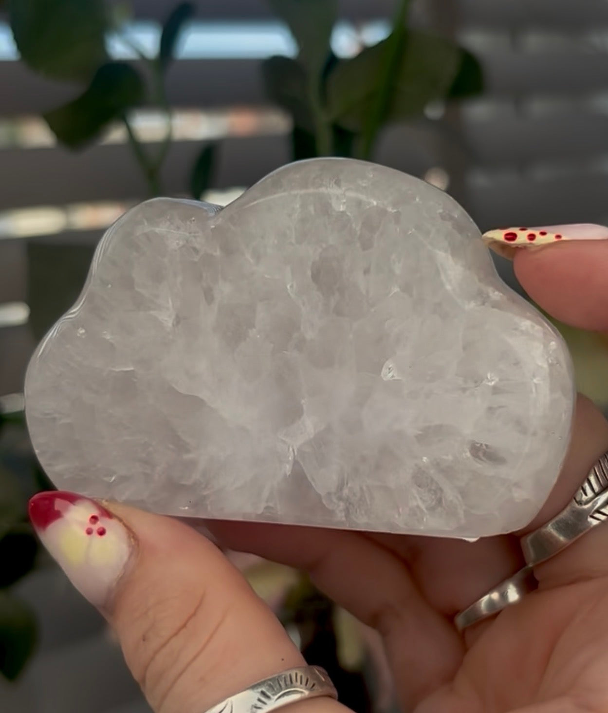 Beautiful, agate cloud with druzy