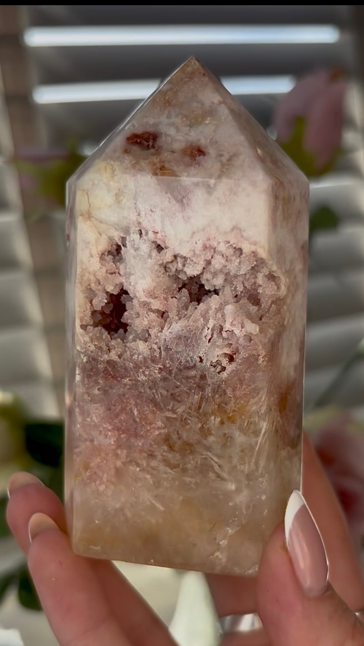 Cute, Pink amethyst tower 10.5cm(h) 5.5(w)