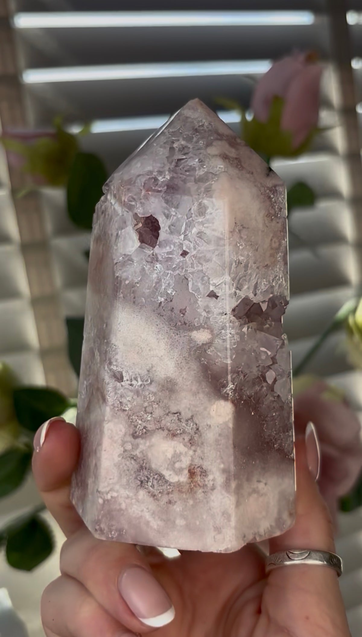 Beautiful, chunky Pink amethyst tower with lilac quartz 11.5cm(h) by 6.5cm(w)