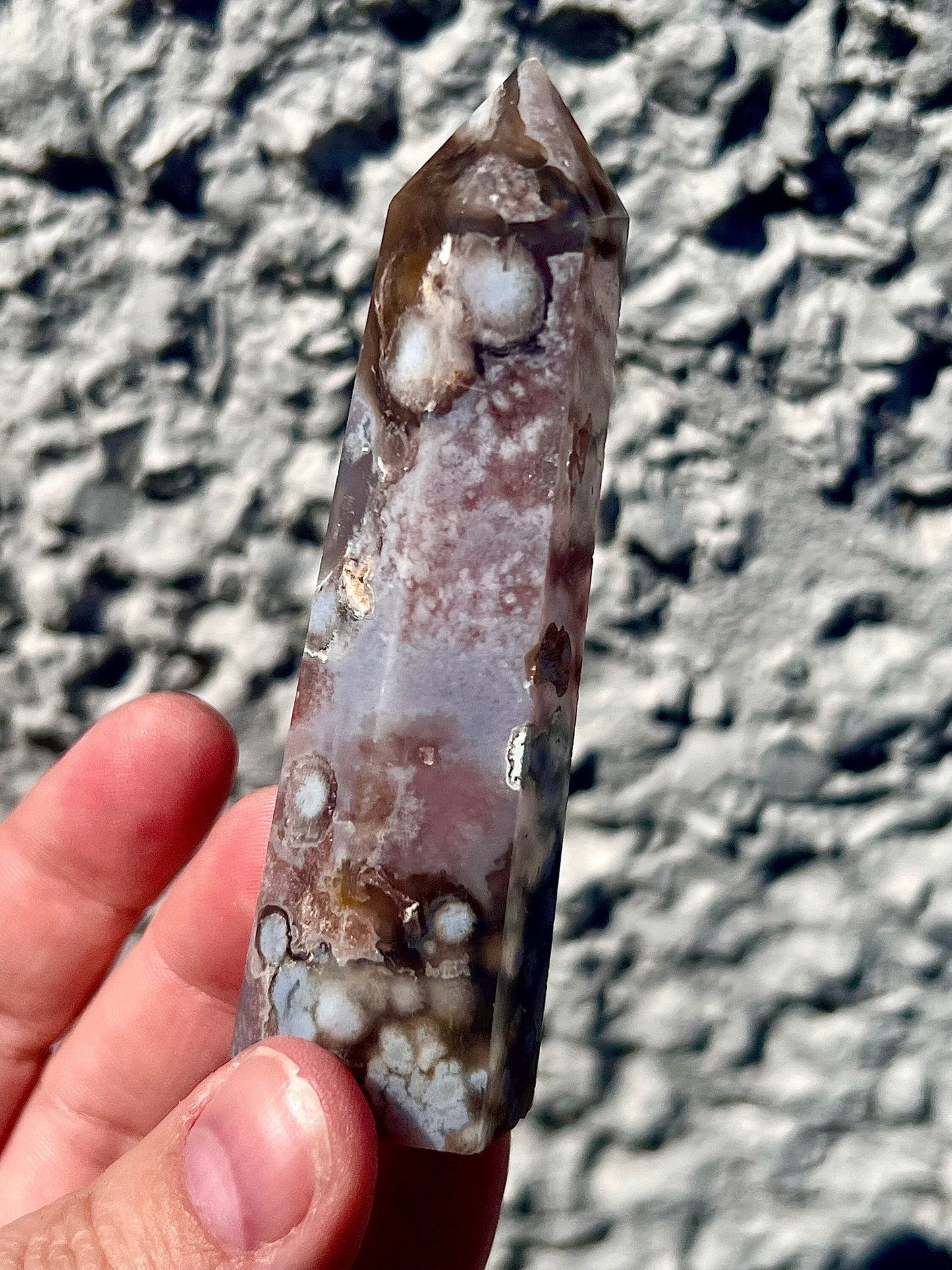 Black flower agate tower with pink amethyst