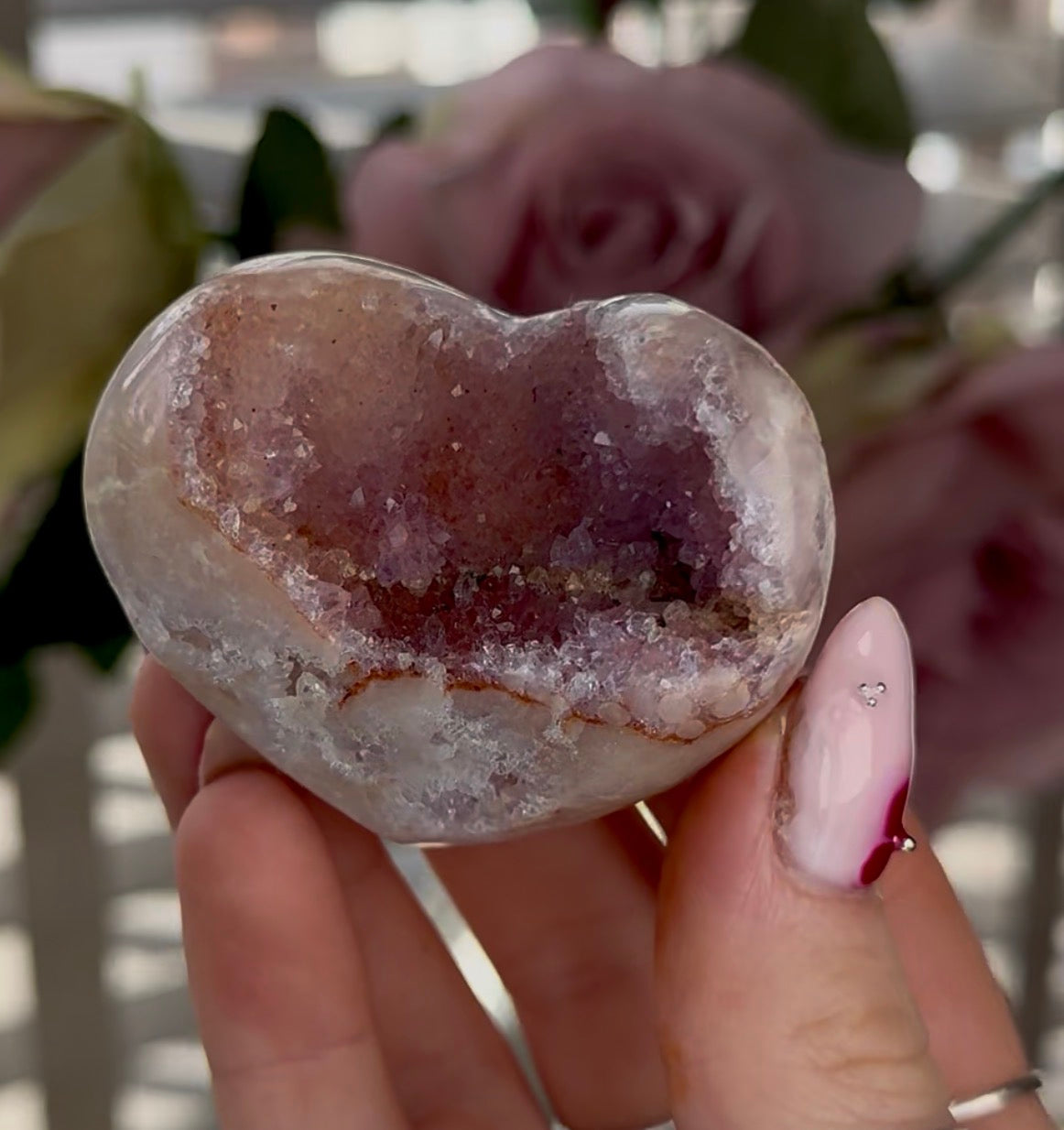 Hq mini pink amethyst heart with druzy - comes with stand