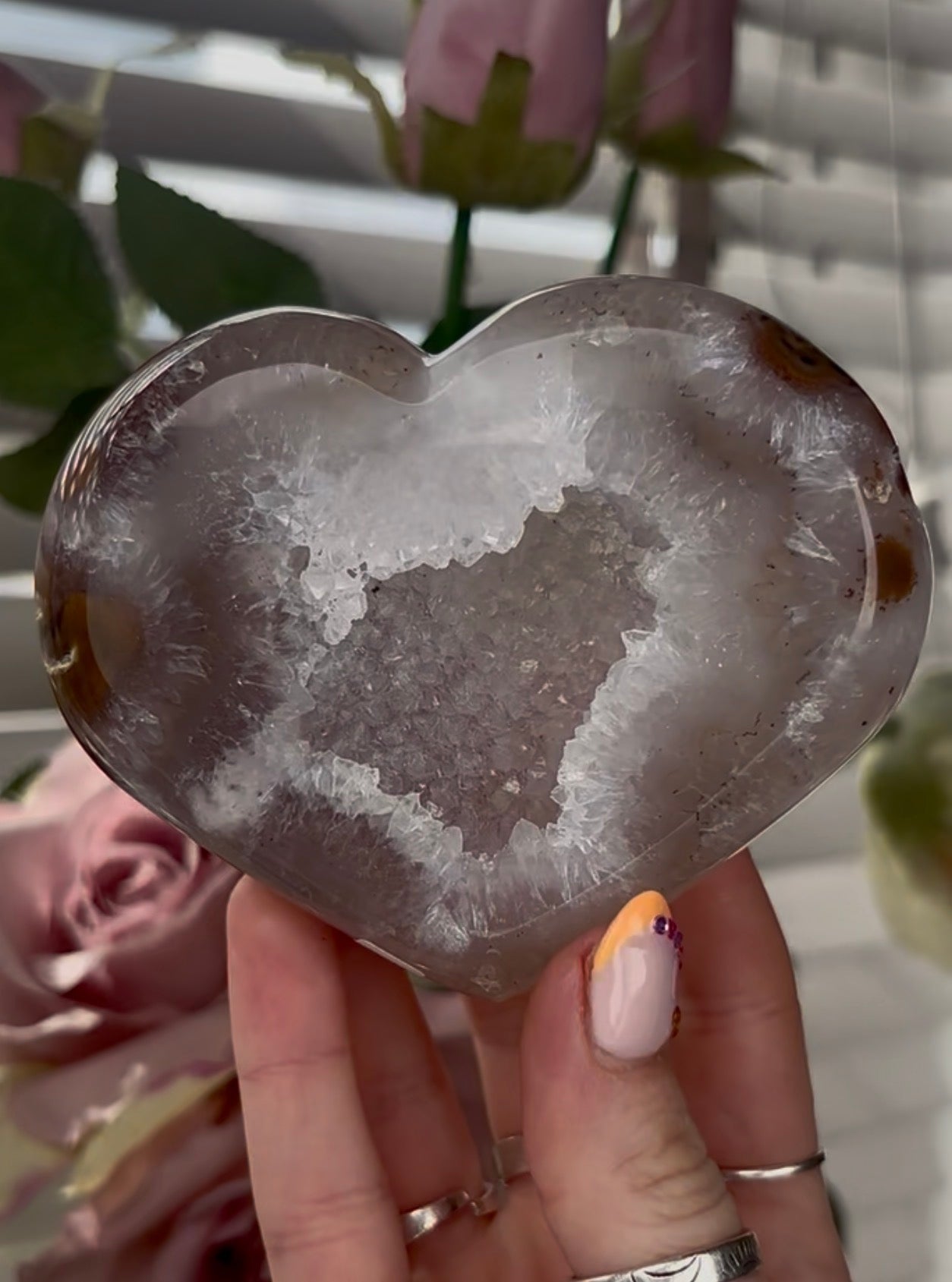 Beautiful, high quality, agate heart   with druzy - stand included