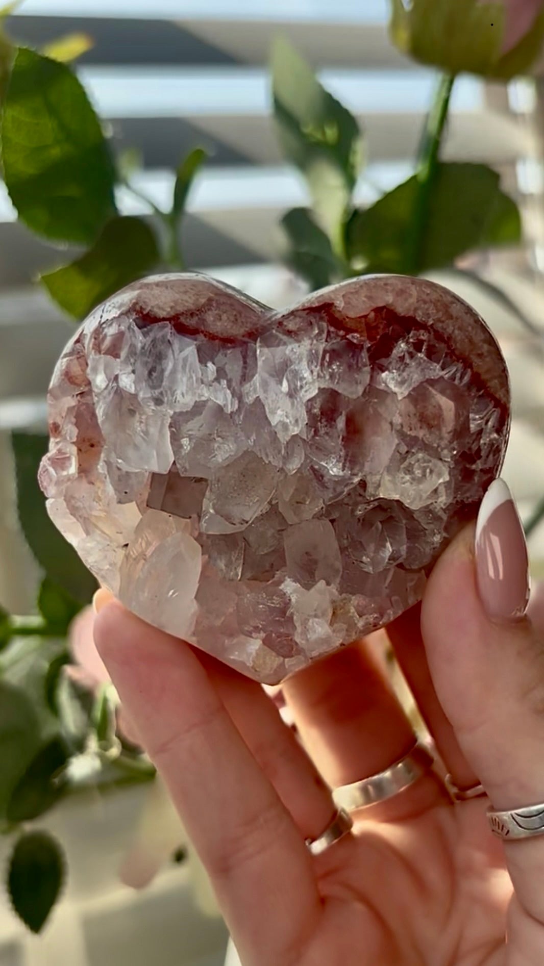 Gorgeous, hq, chunky quartz, pink amethyst heart- comes with stand