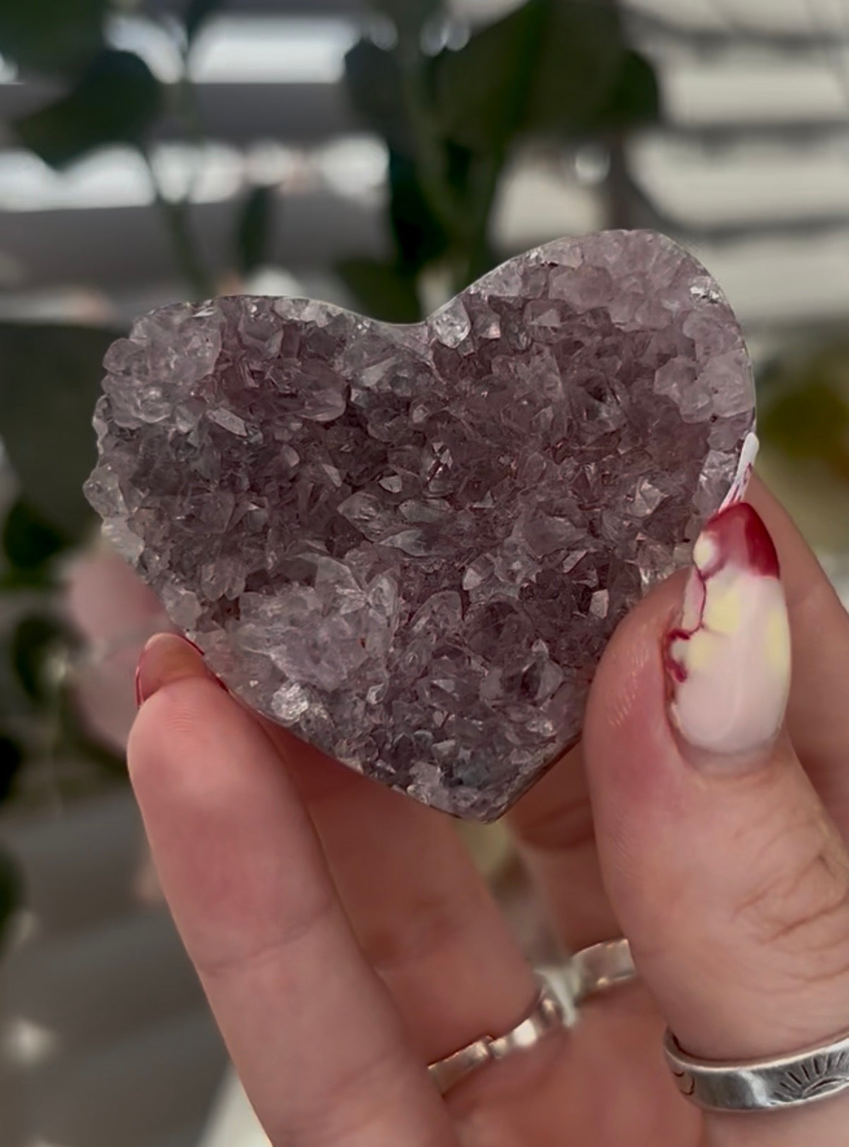 Hq, Mini pink amethyst heart - comes with stand