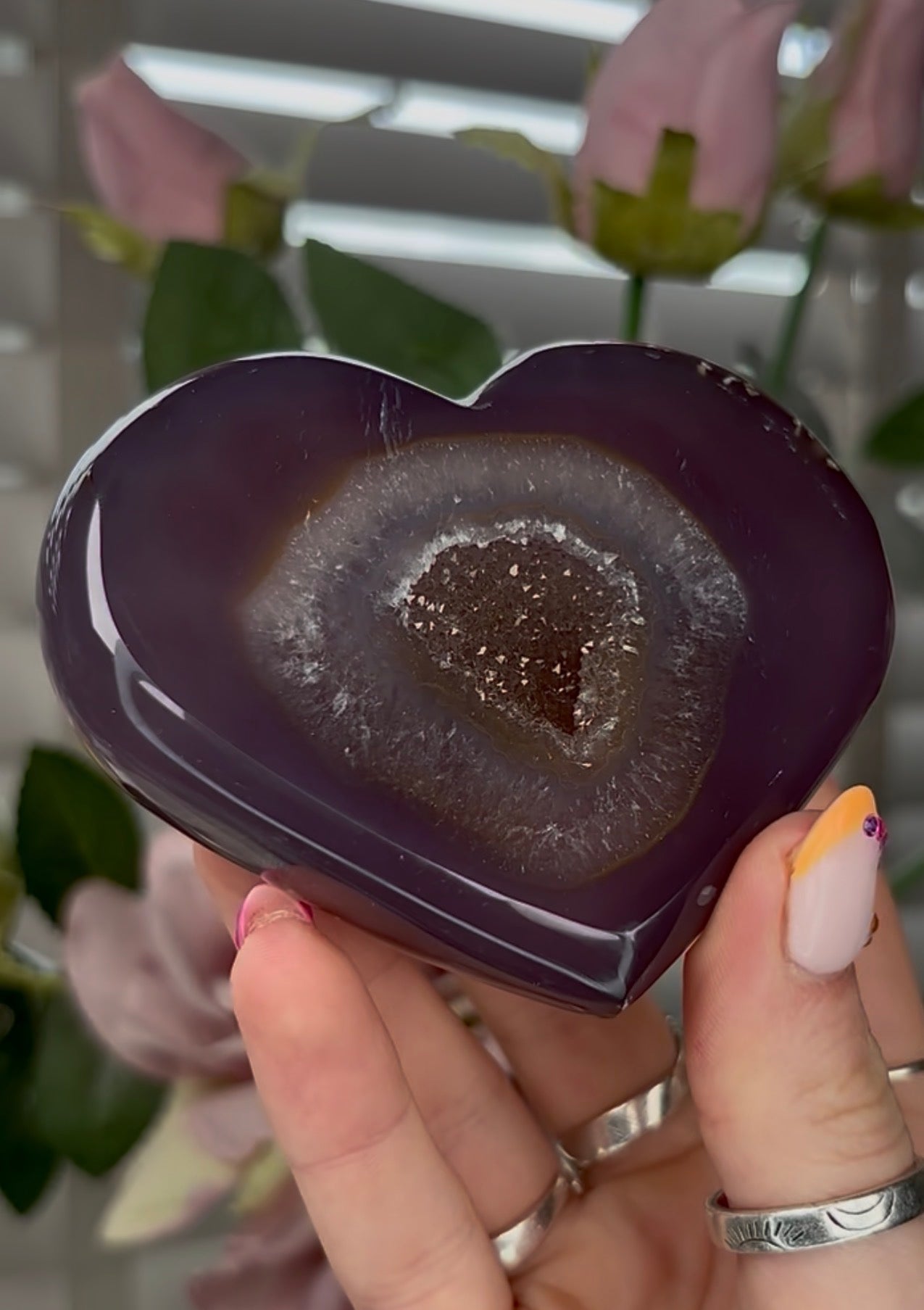 Beautiful, high grade, agate heart with druzy - comes with stand