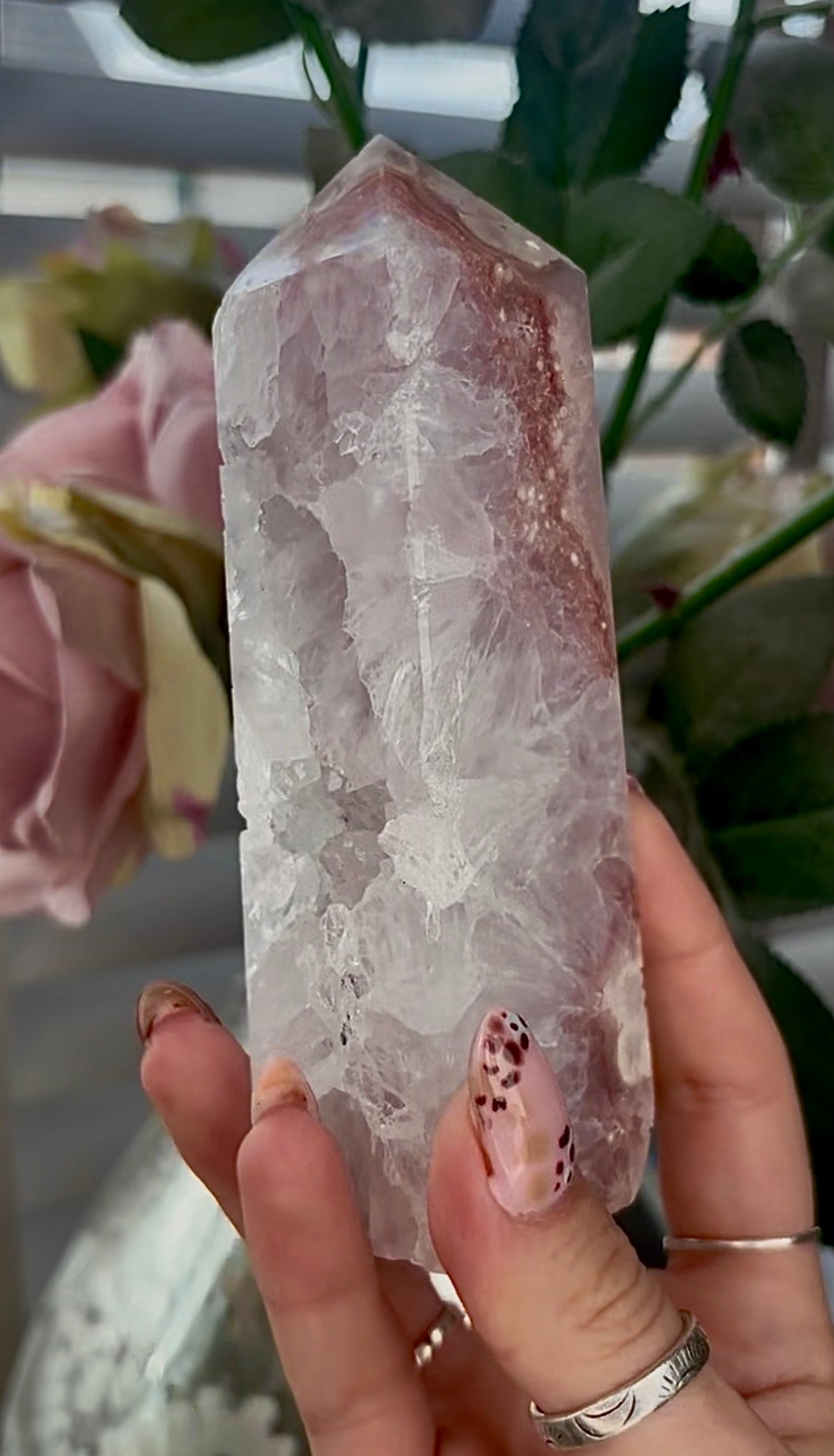 High grade, Pink amethyst, Flower agate tower with high clarity quartz