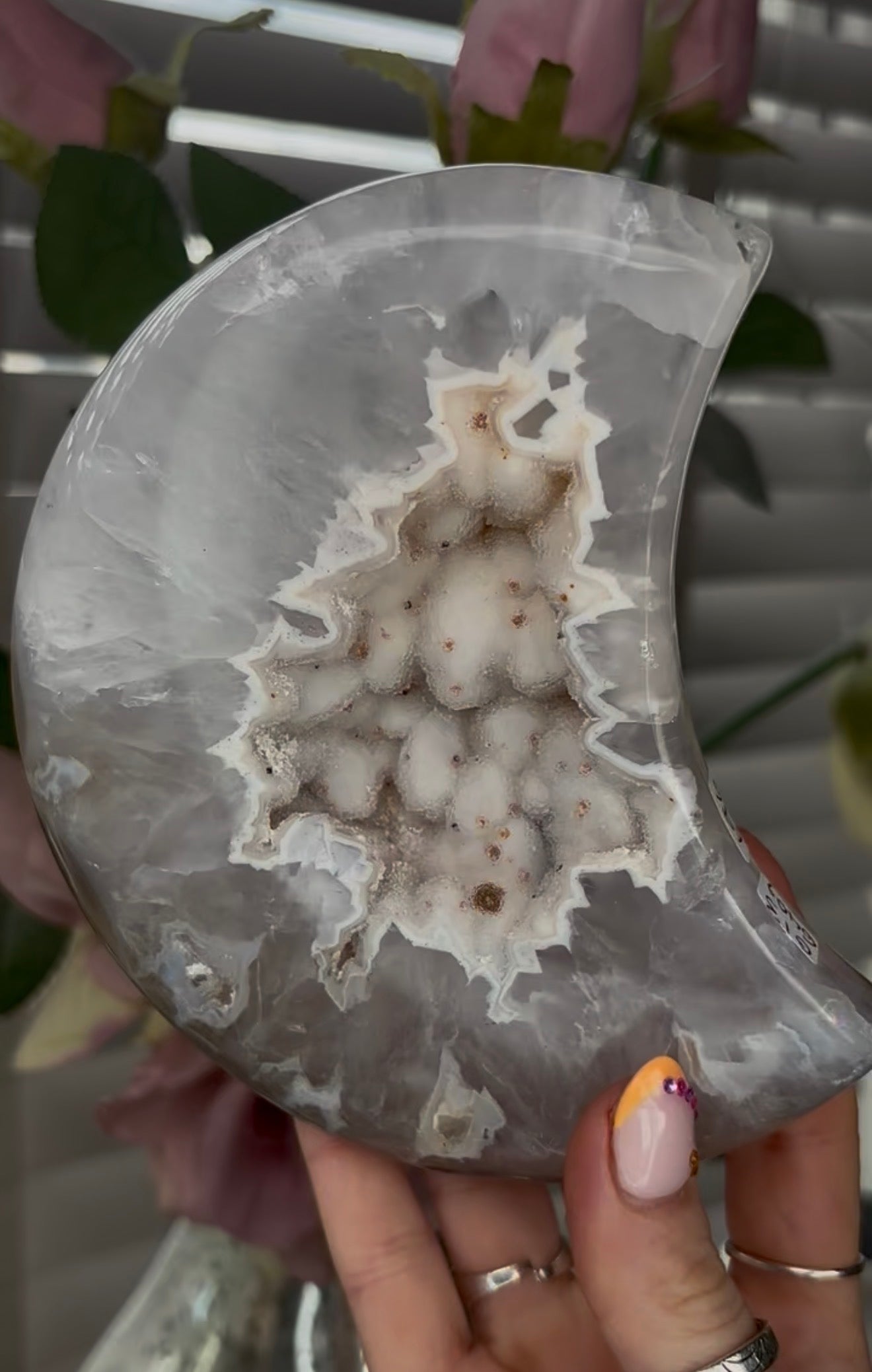Beautiful, high grade, agate moon with druzy portal - stand included