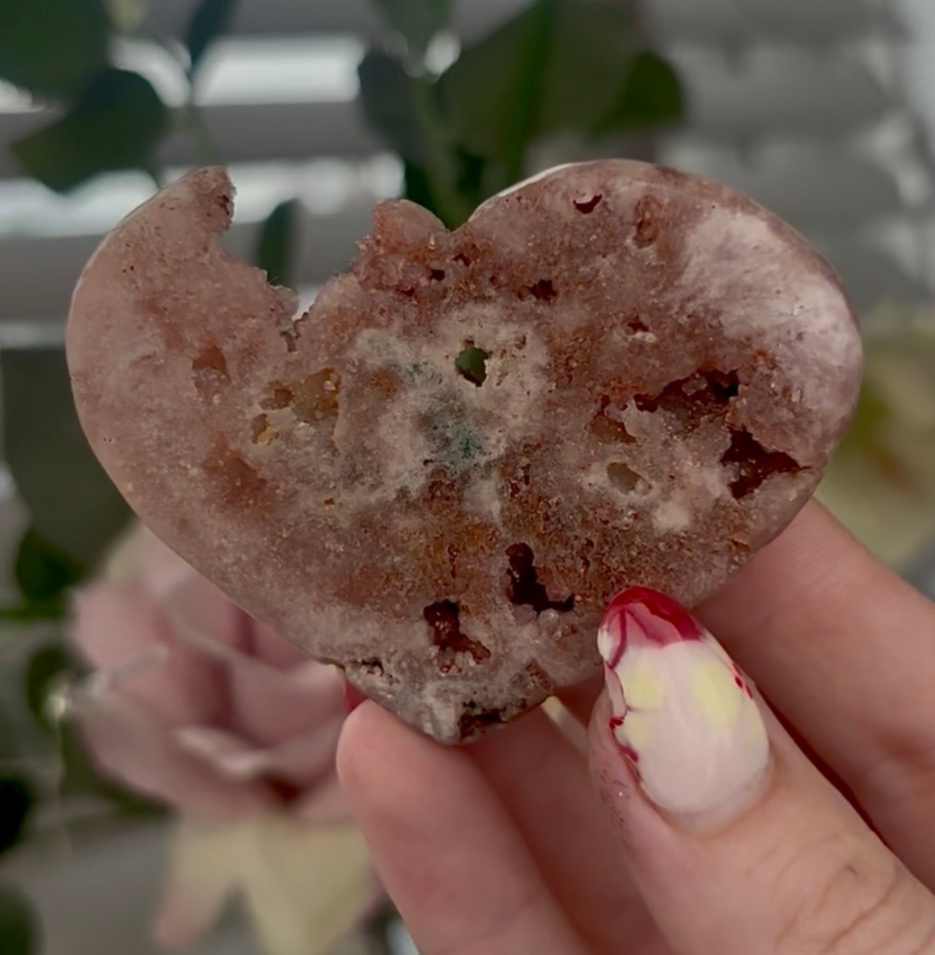 pink amethyst heart - comes with stand