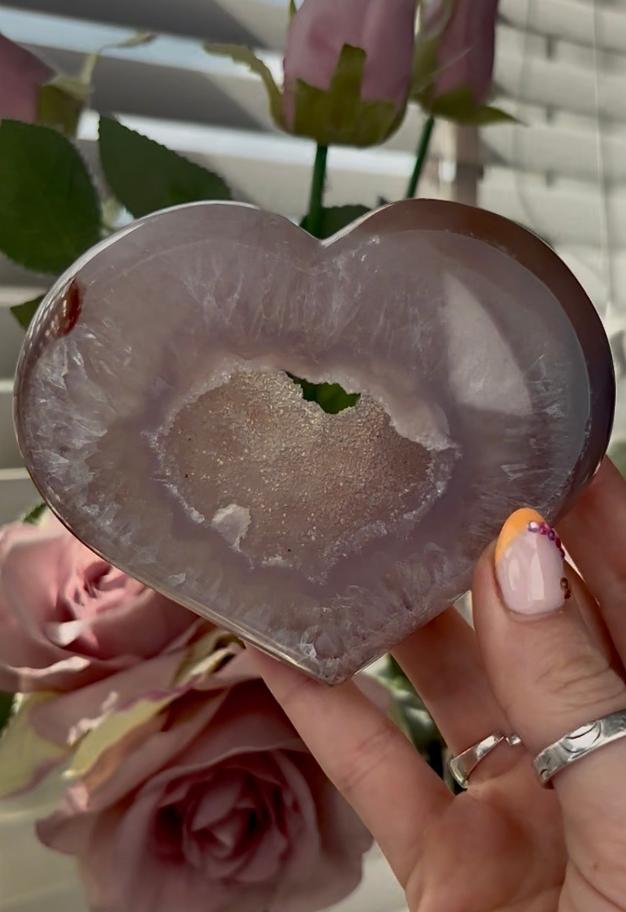 Beautiful, high quality, agate heart   with druzy - stand included