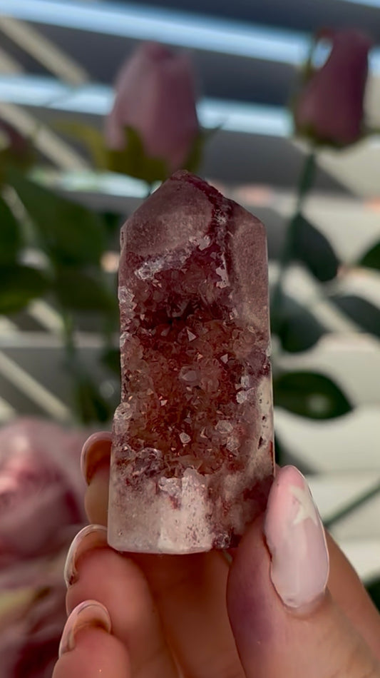 Beautiful, mini Pink amethyst tower